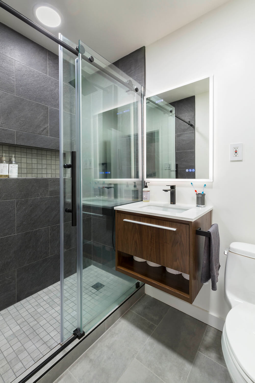 Maison Prince V | Nolita | Luxe 1BR Modern Condo photo 8