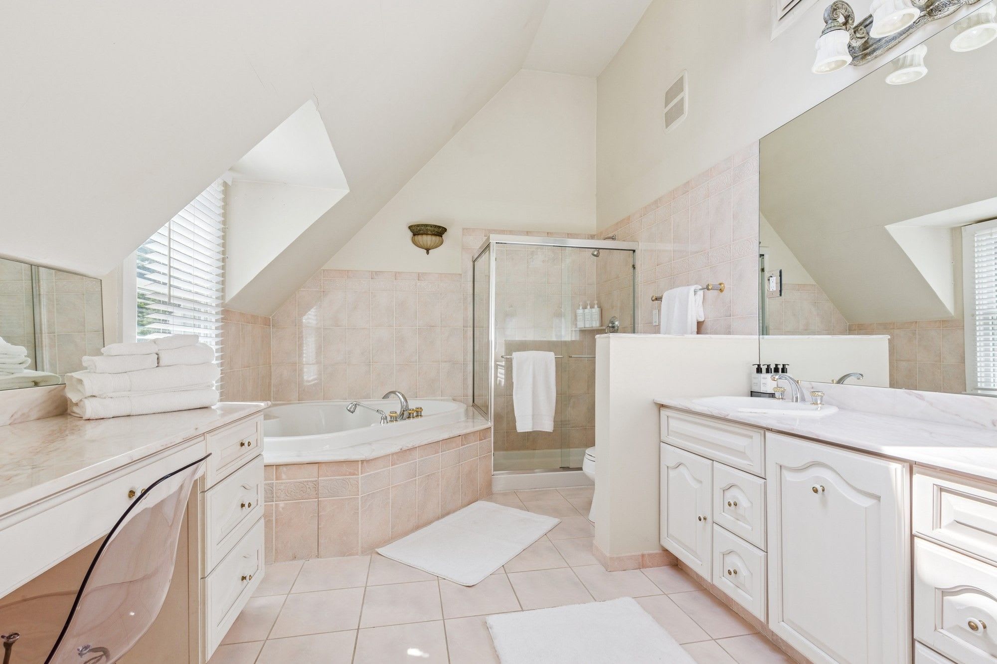 Warfield Villa | Southampton | Home with Private Pool photo 19