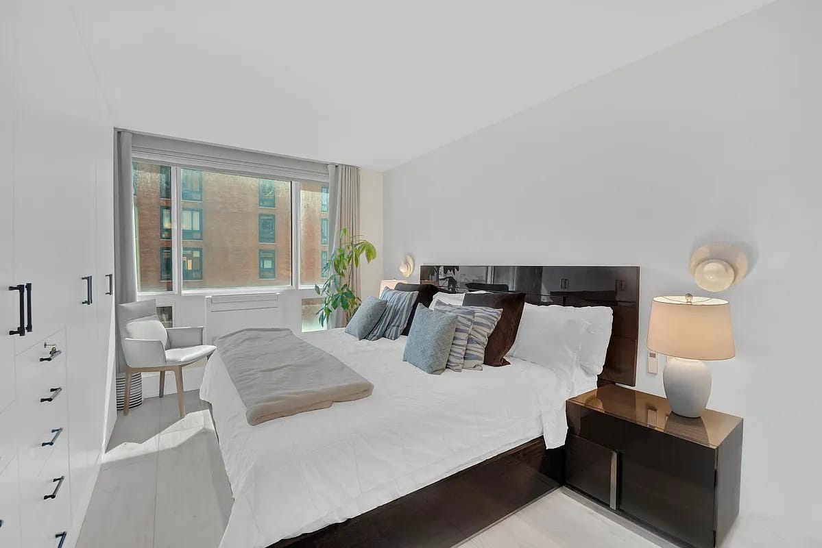 Irving Place | Union Square | Luxury Residence with Terrace & City Views photo 16