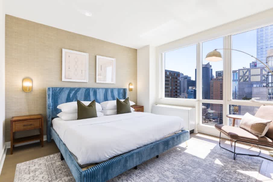 Brooks Vista | Midtown Manhattan | Modern Condo with City Views photo 4