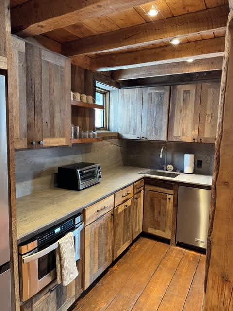 Silver Pines | Snowmass | Private Home with Mountain Views & Deck photo 8