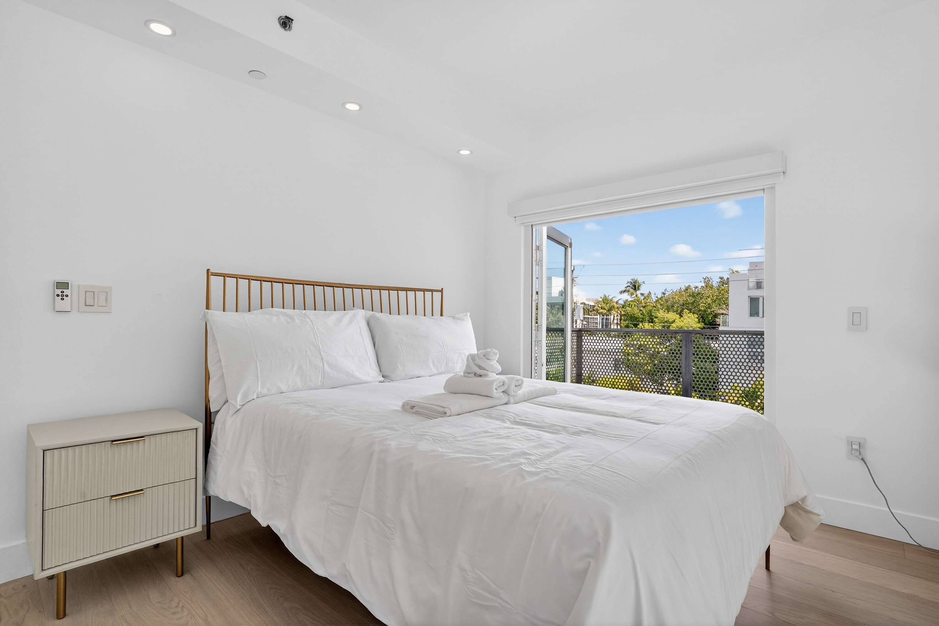 South Beach Lane | Miami Beach | Condo w/Private Balcony photo 4