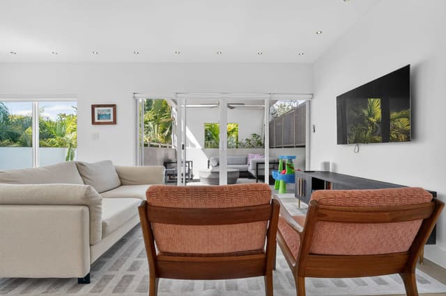Image of Living space #3