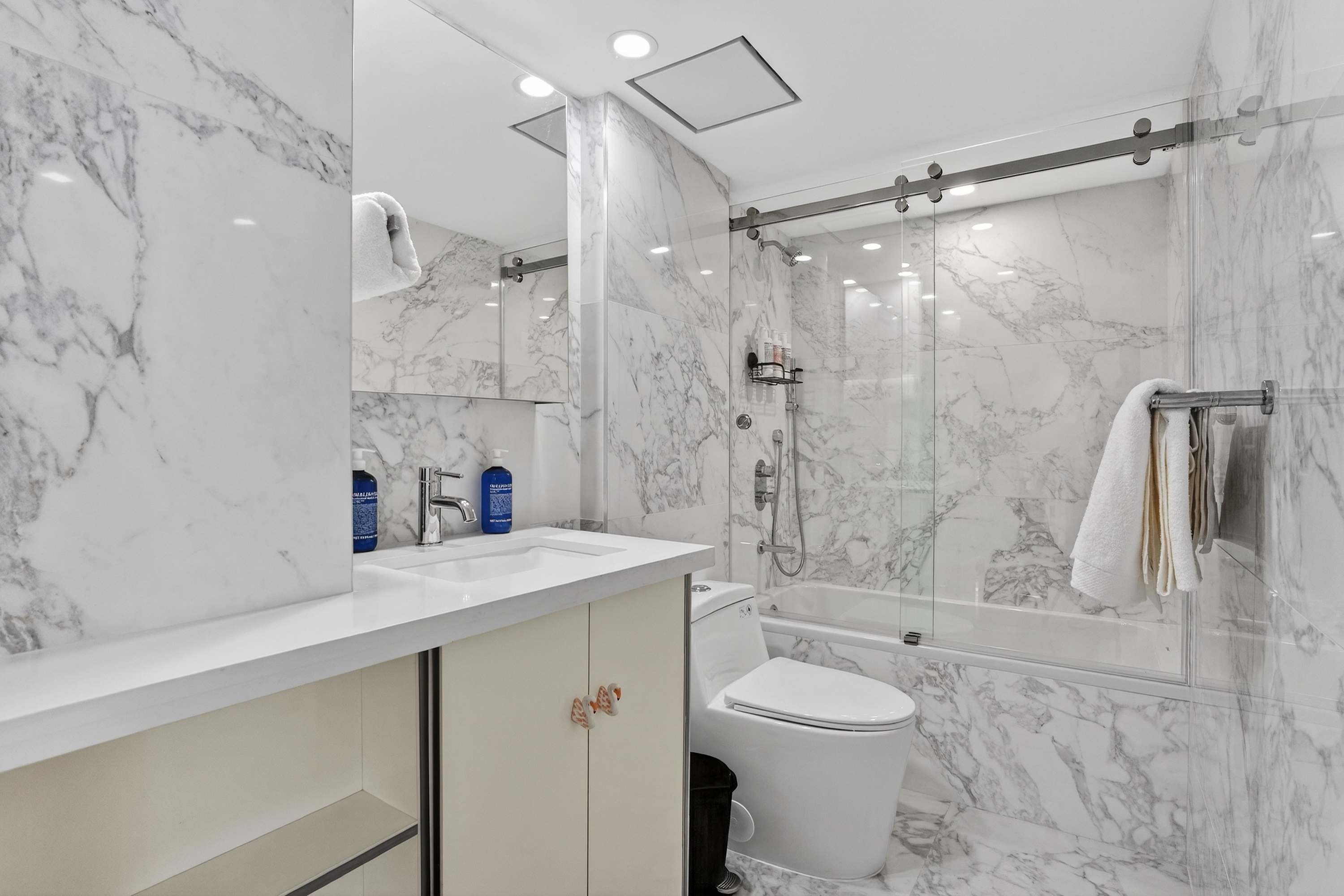 South Beach Lane | Miami Beach | Condo w/Private Balcony photo 27