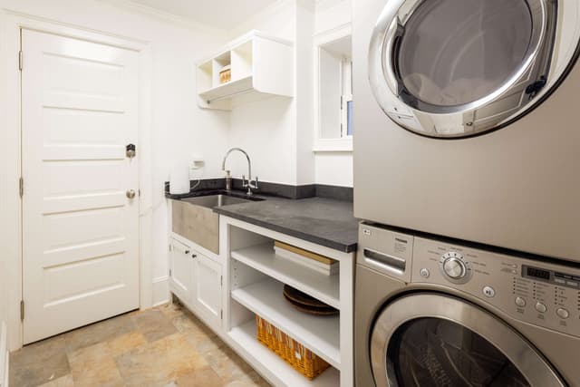 Image of Living space #8