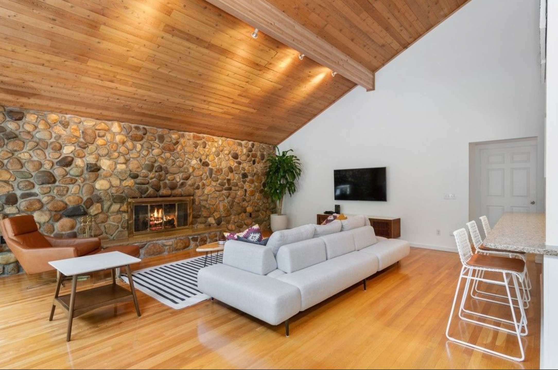 Summerlight Estate | Montauk | Luxe Villa w/ Private Pool & Outdoor Spaces photo 3