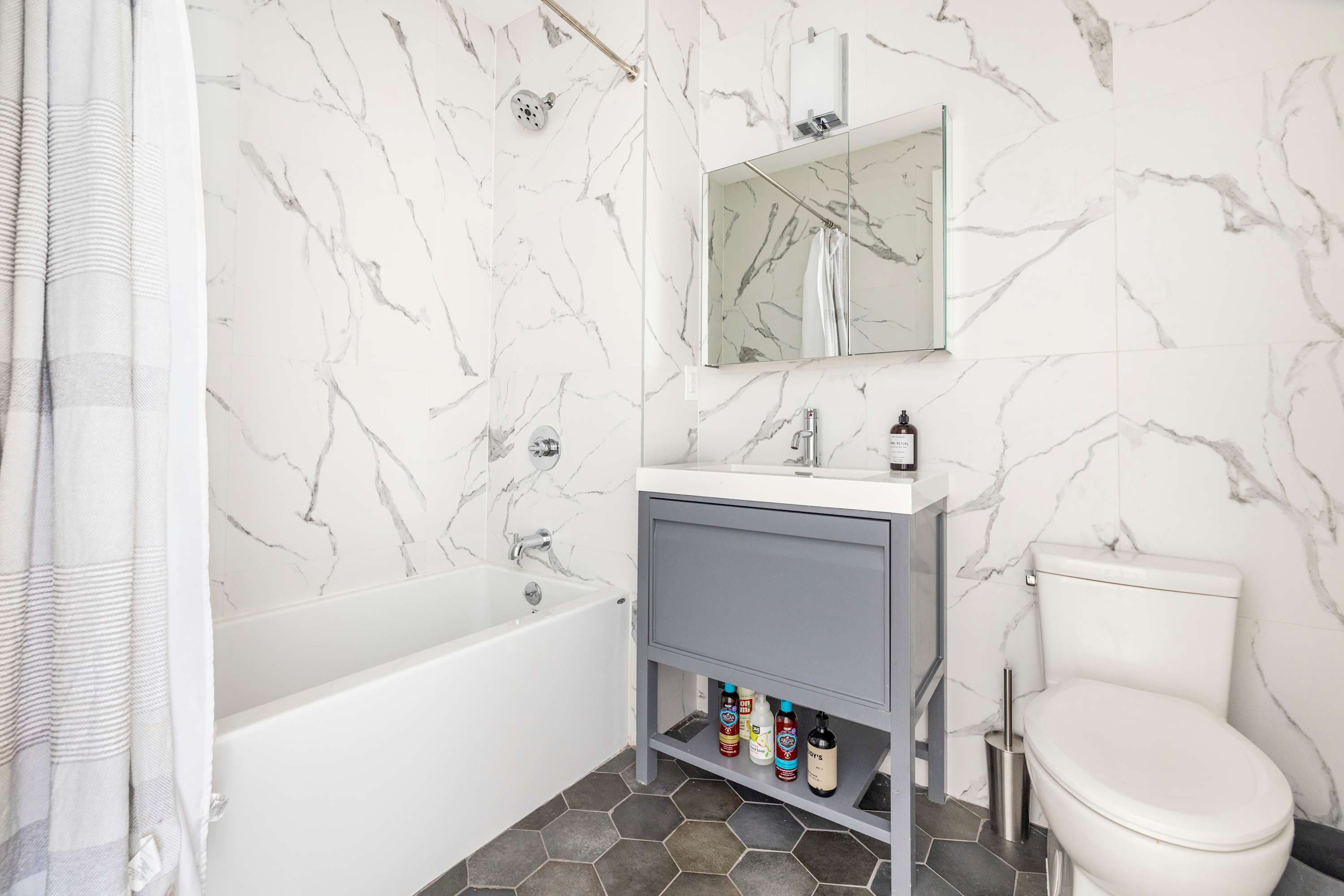 India Place | Greenpoint | Duplex with Outdoor Spaces photo 28