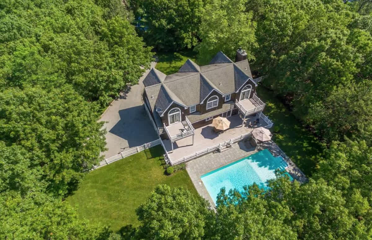 Hampton Seagrass | East Quogue | Summer Beach House with Pool main photo