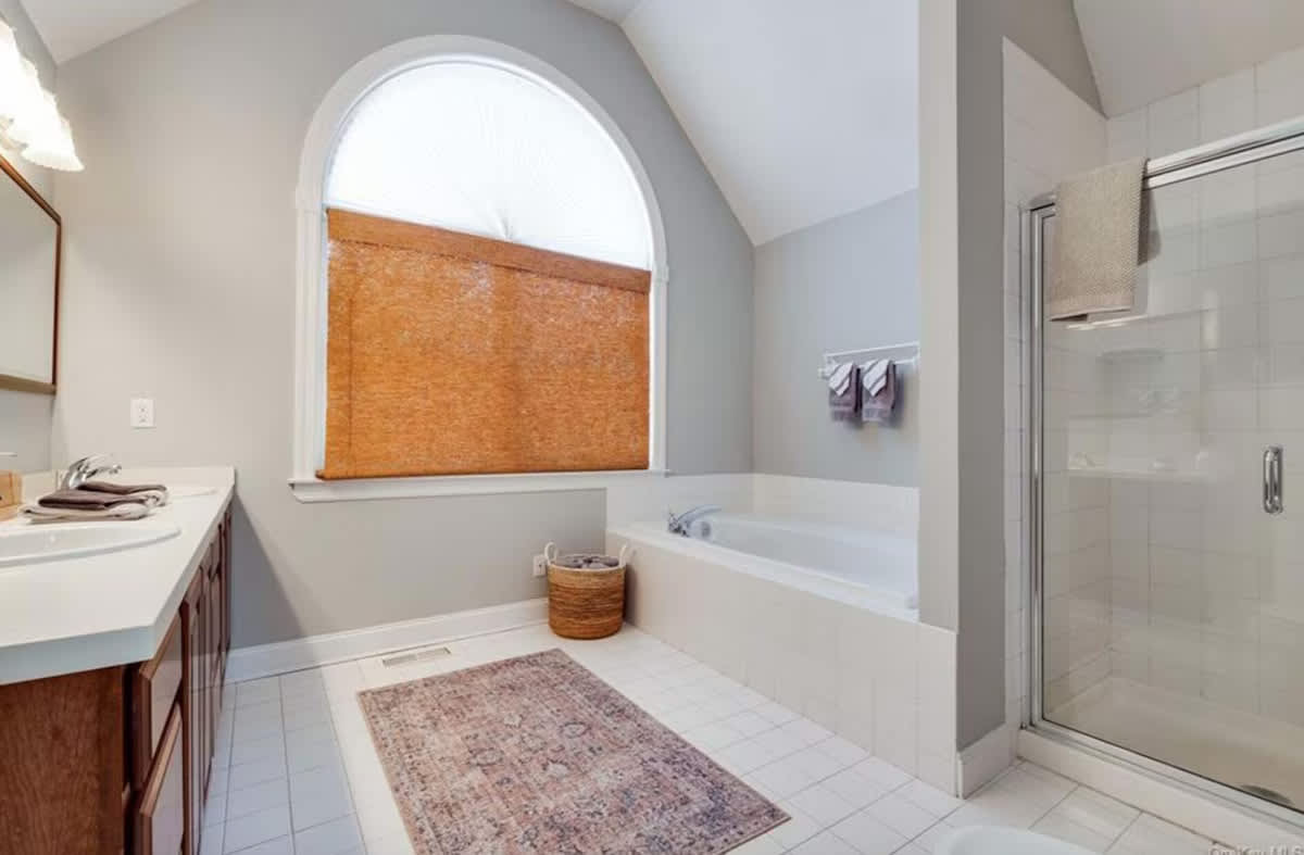 Hampton Seagrass | East Quogue | Summer Beach House with Pool photo 19