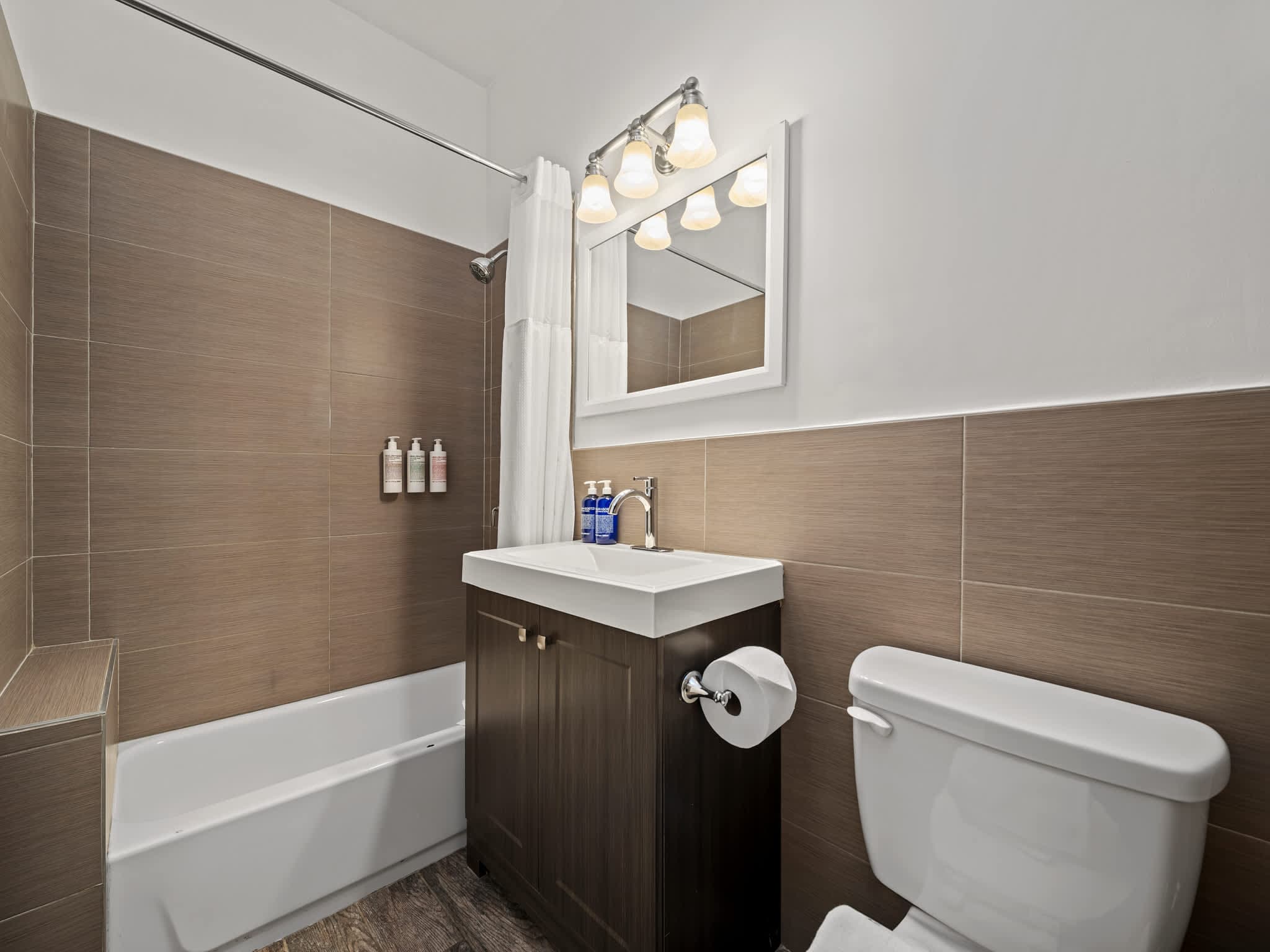 The Langston | Harlem | Luxe Triplex with Garden and Patio photo 28
