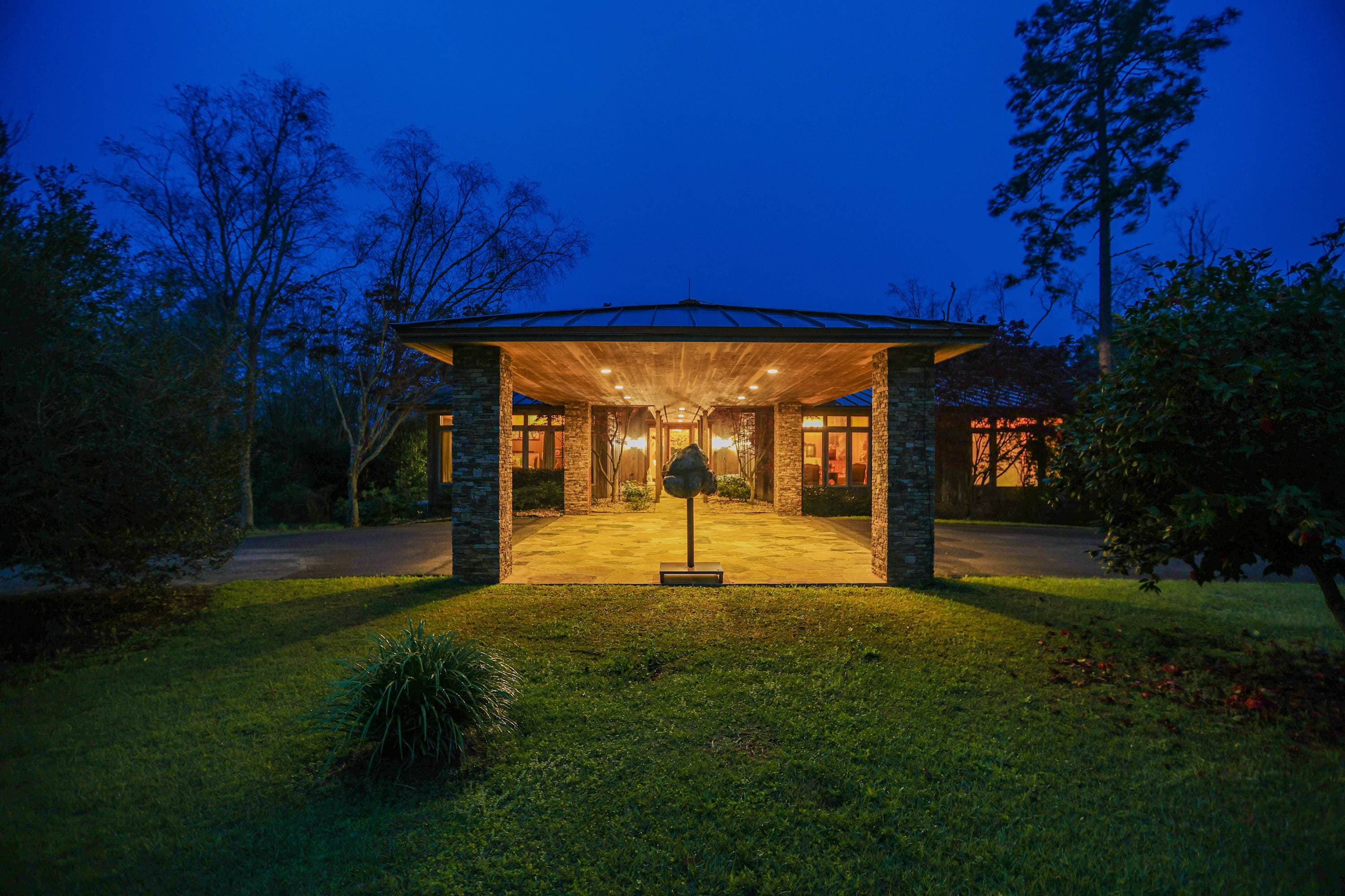 Thomasville Home | Thomas County | Southern Luxe Estate w/ Private Grounds photo 55