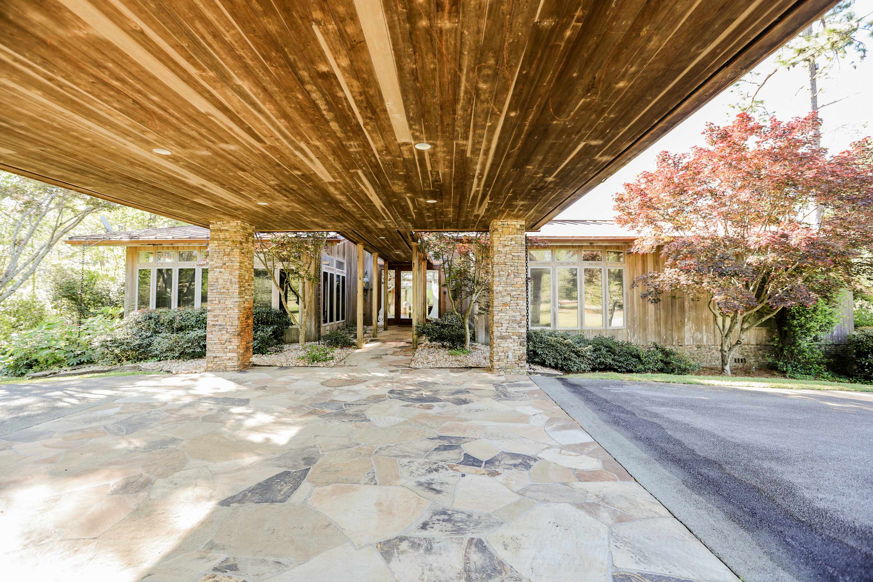 Thomasville Home | Thomas County | Southern Luxe Estate w/ Private Grounds photo 57