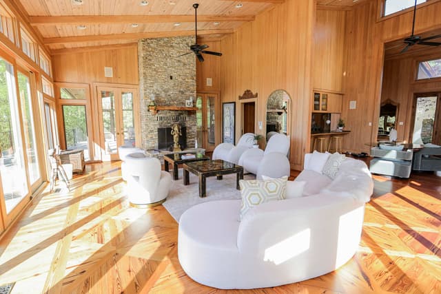 Image of Living space #1