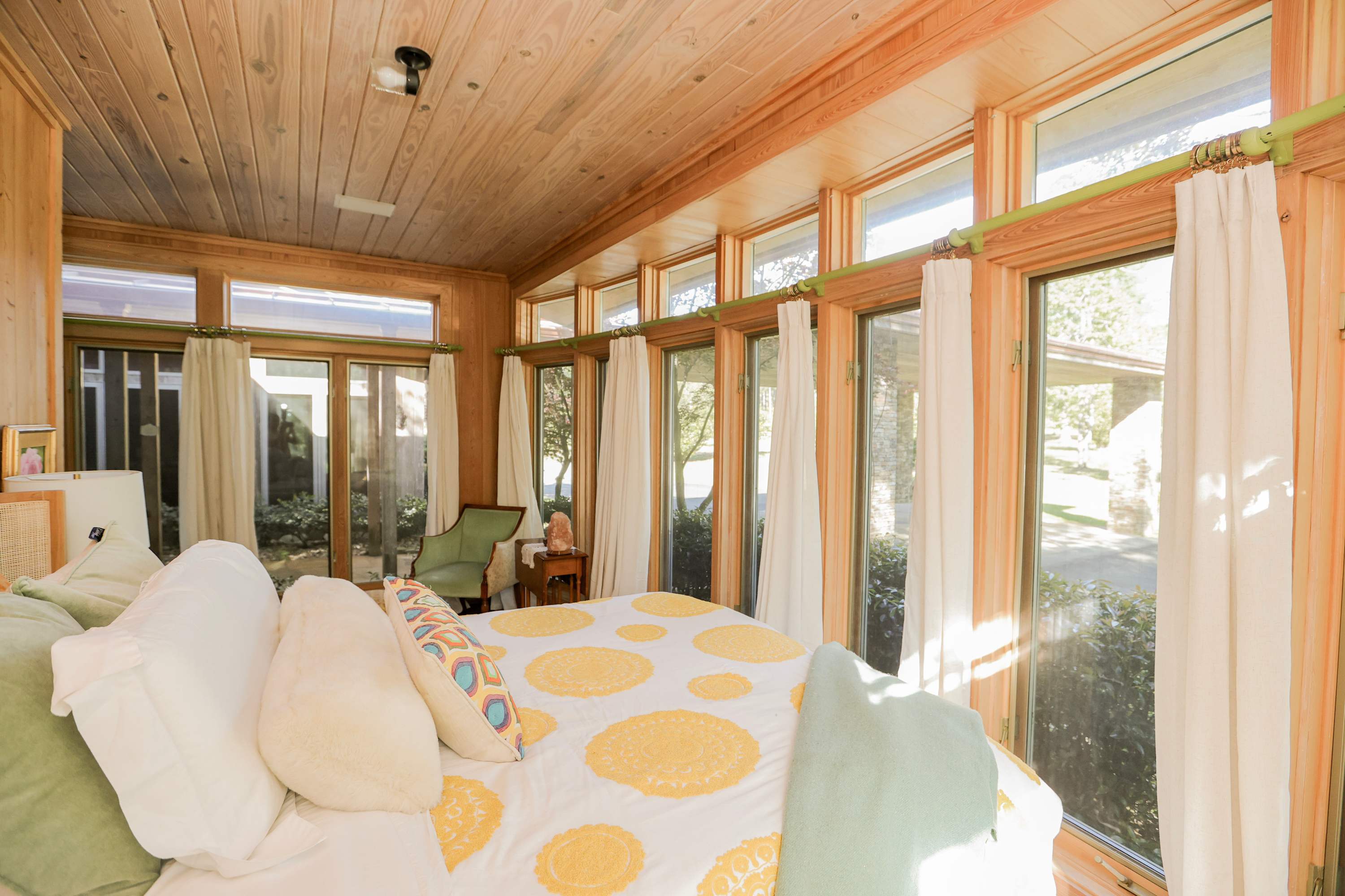 Thomasville Home | Thomas County | Southern Luxe Estate w/ Pool & Private Grounds photo 29