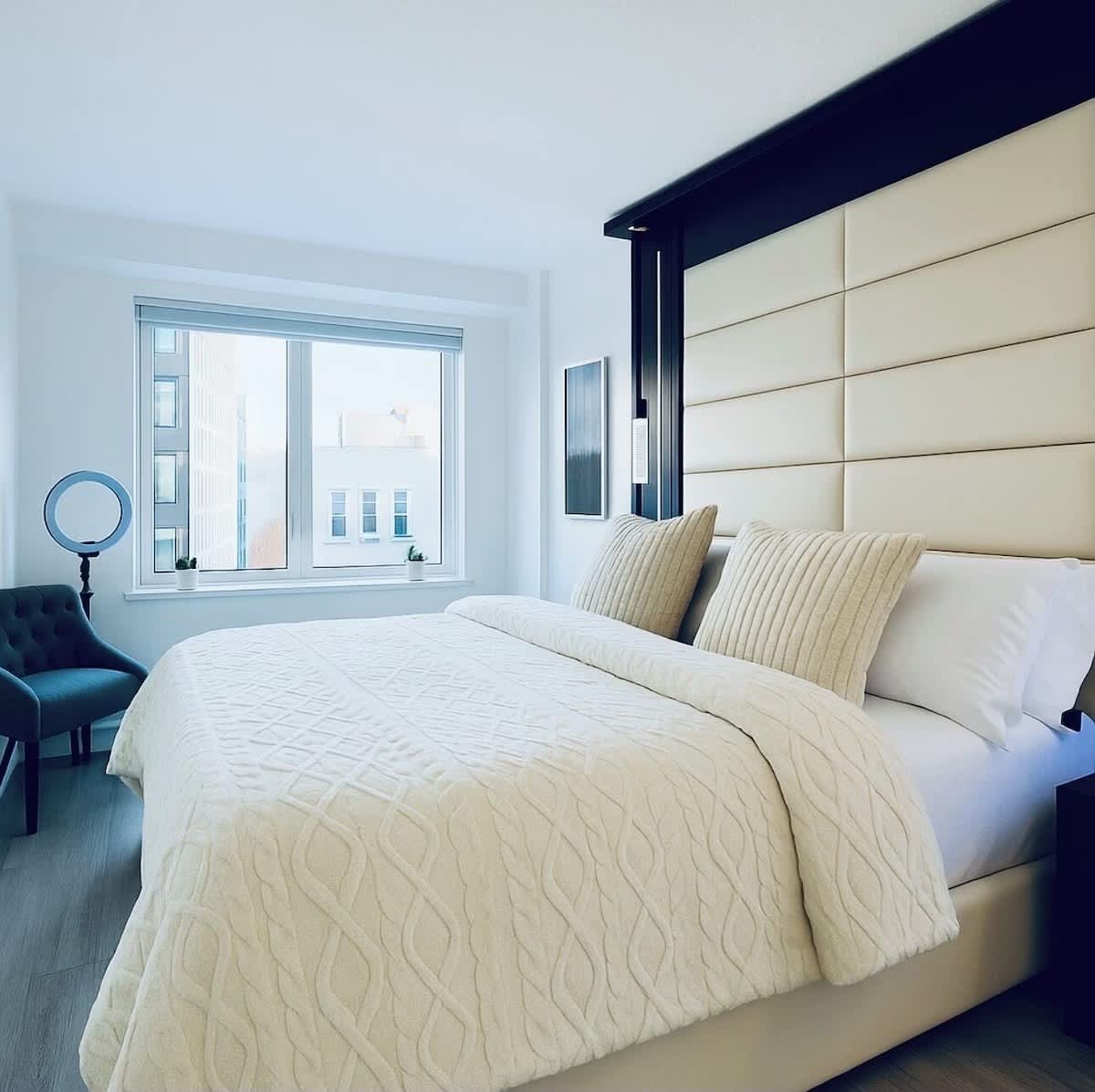 Heritage Place | South Harlem | Elegant Apartment with City Views photo 21