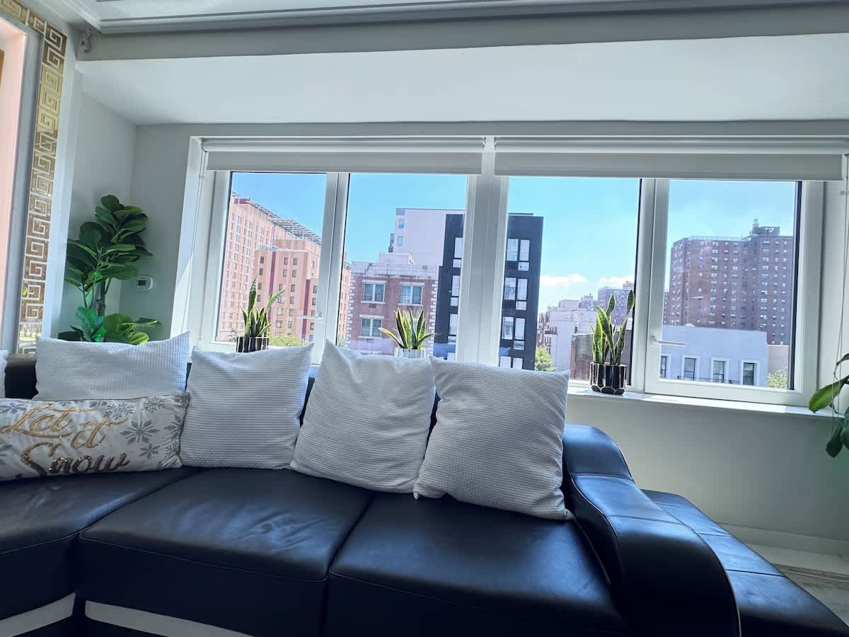 Heritage Place | South Harlem | Elegant Apartment with City Views photo 12