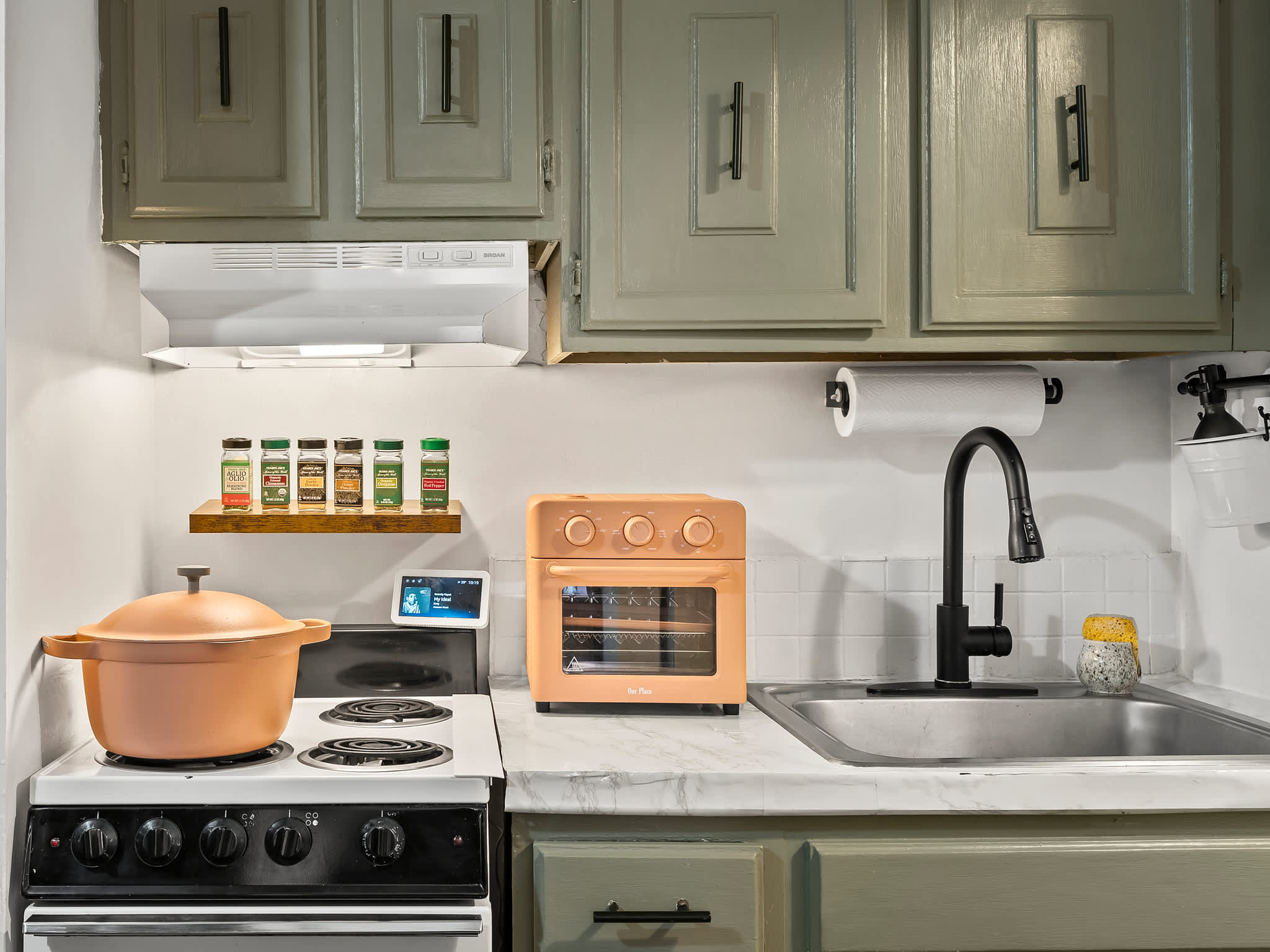 Greenwich Place | West Village | Chic Duplex Loft photo 2