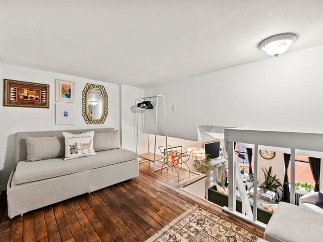 Image of Living space #5