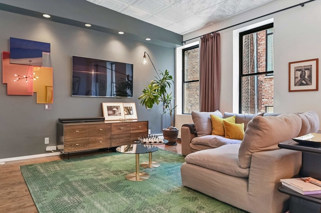 Image of Living space #6