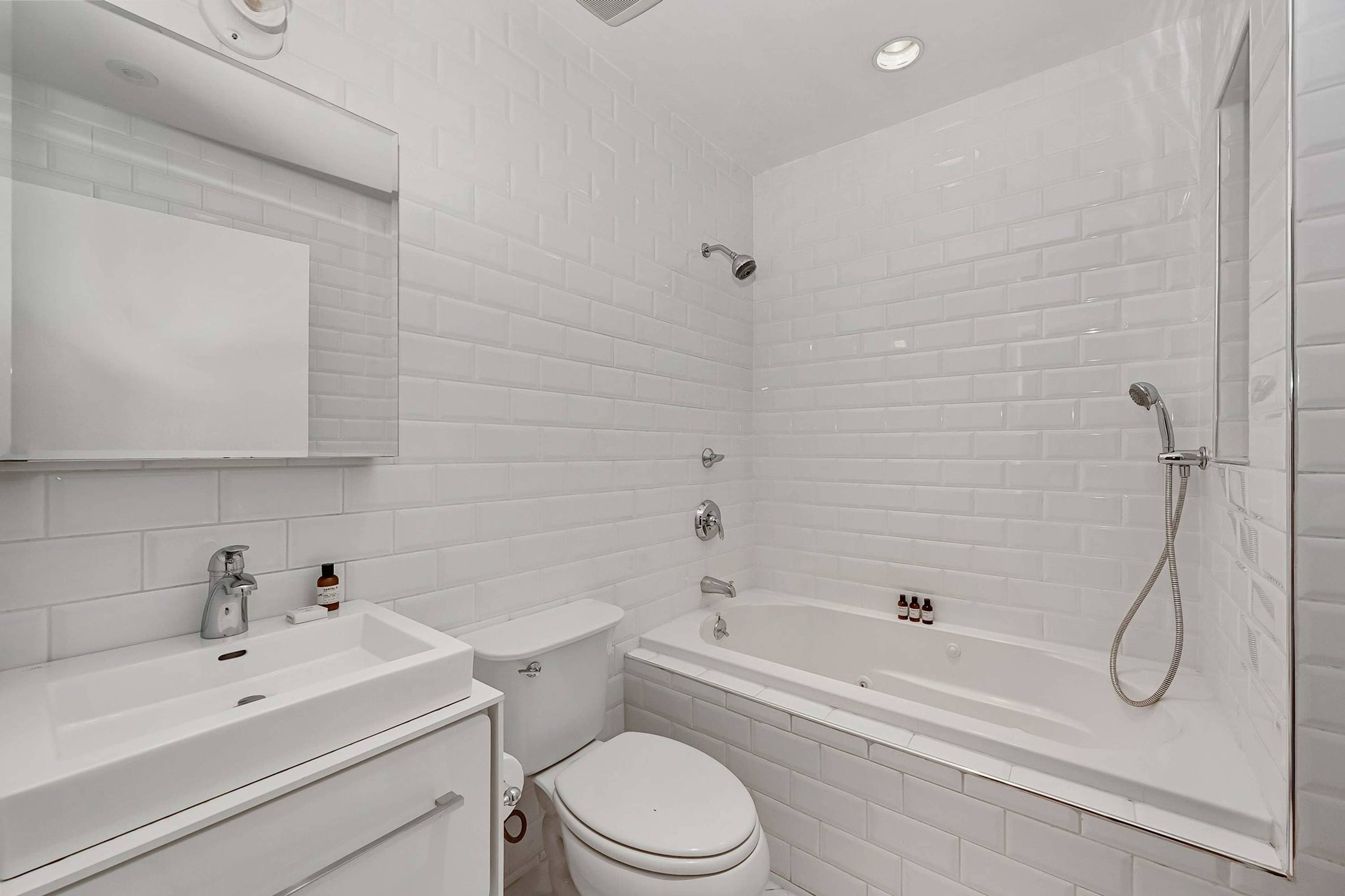 Reade Terrace | Tribeca | Stylish Apartment with Private Roof Terrace photo 36