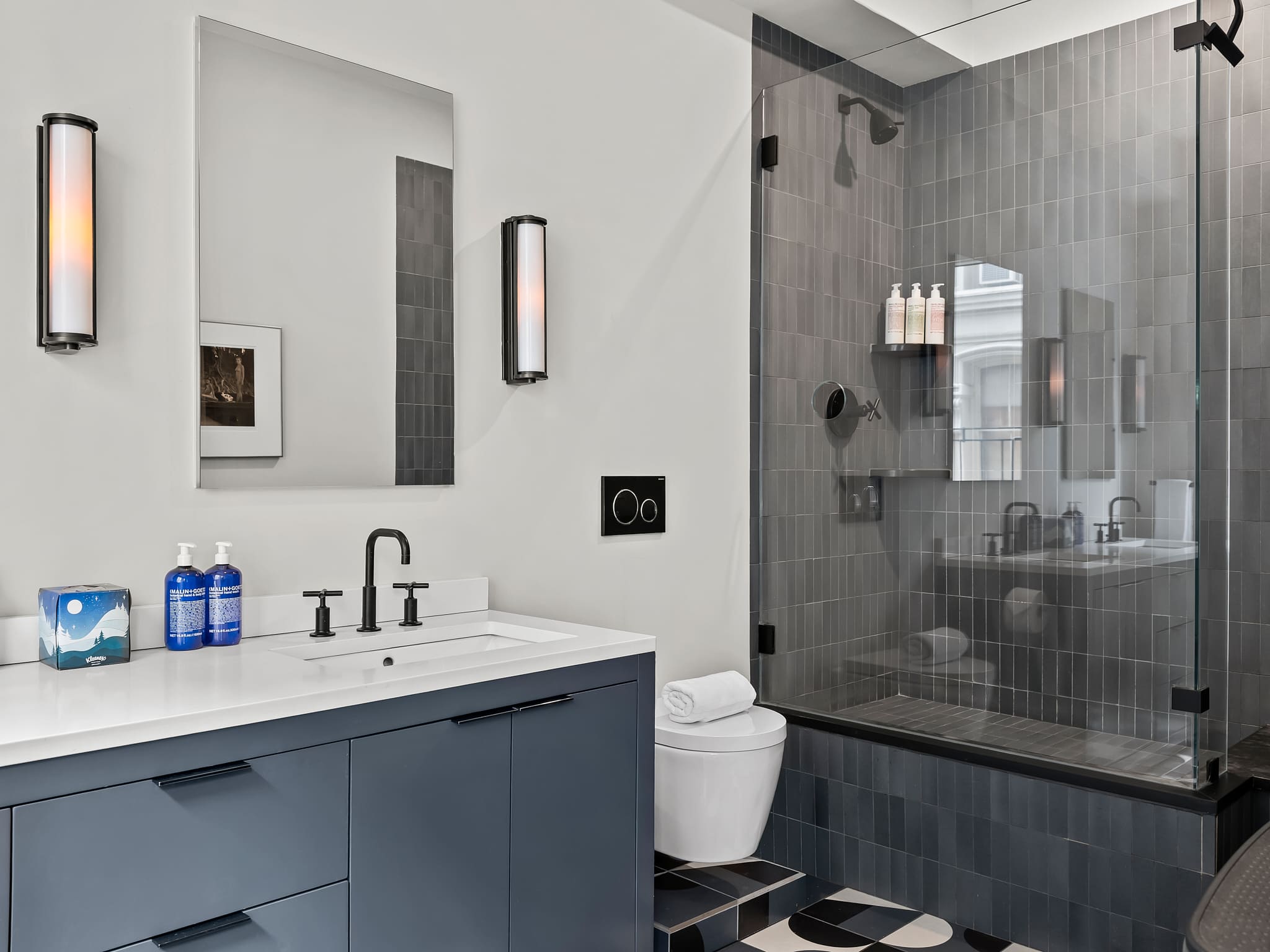 Ann House | Financial District | Bright Floor-through Loft with City Views photo 19