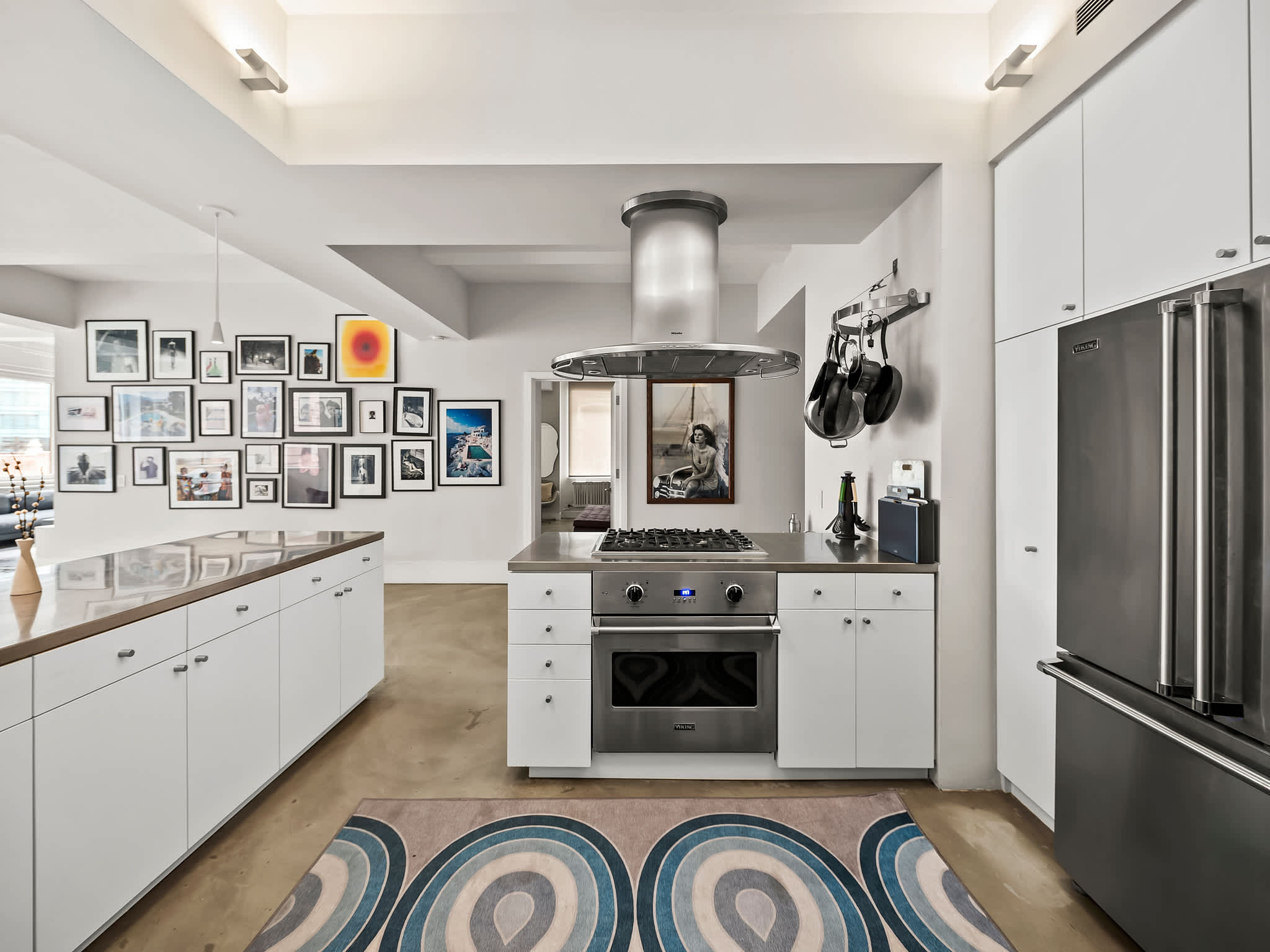 Ann House | Financial District | Bright Floor-through Loft with City Views photo 4