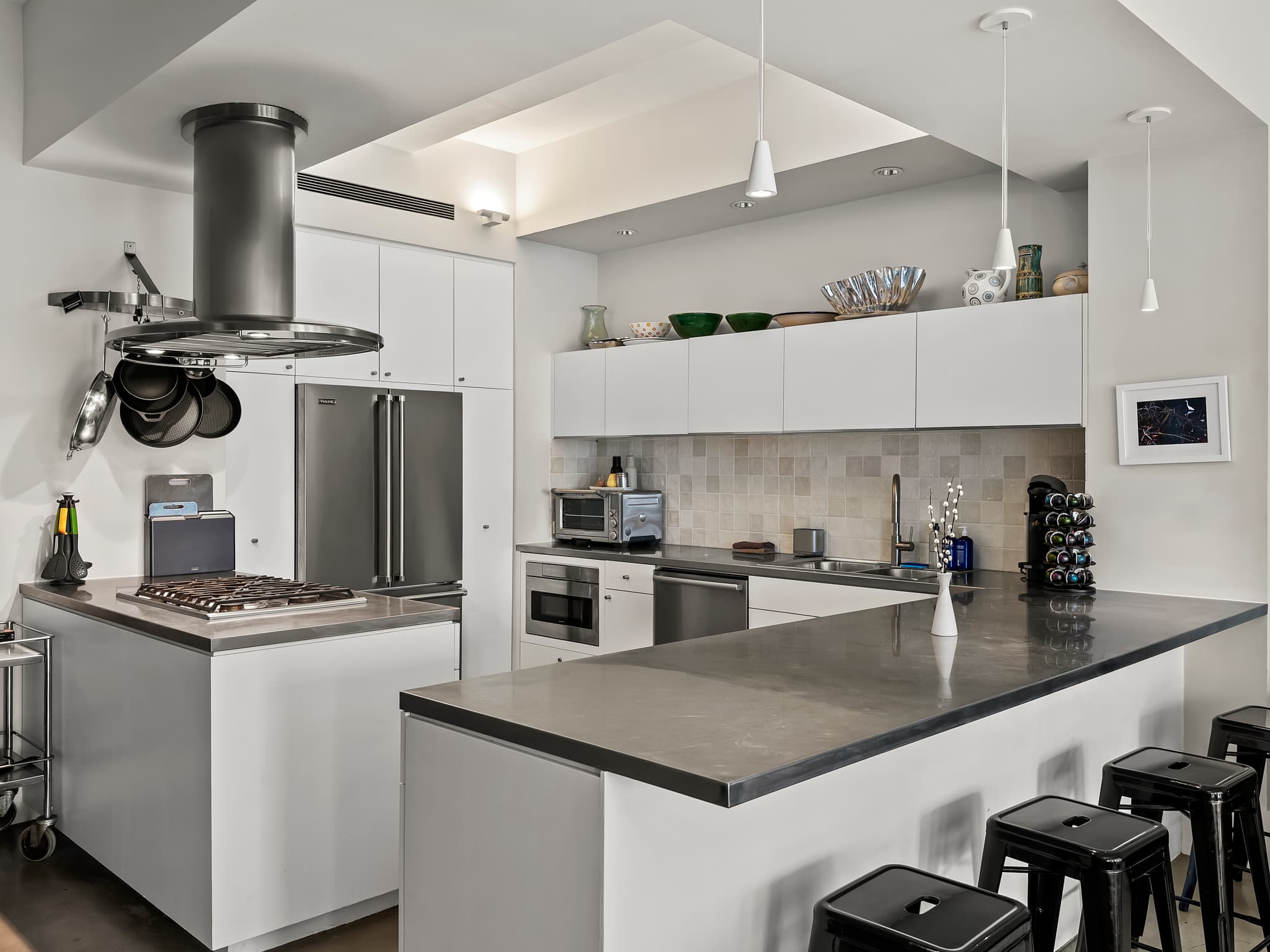 Ann House | Financial District | Bright Floor-through Loft with City Views photo 10