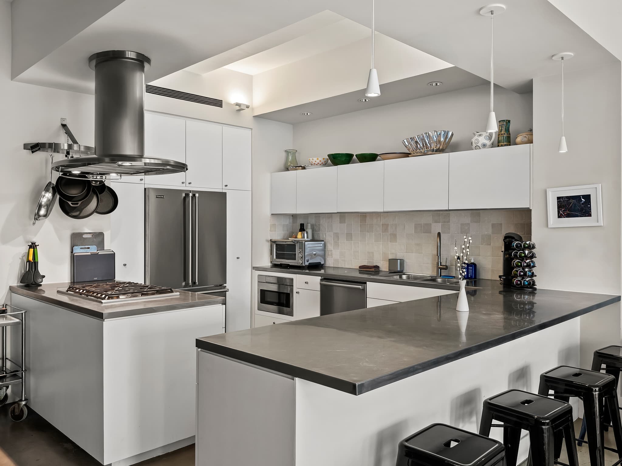 Ann House | Financial District | Bright Floor-through Loft with City Views photo 10
