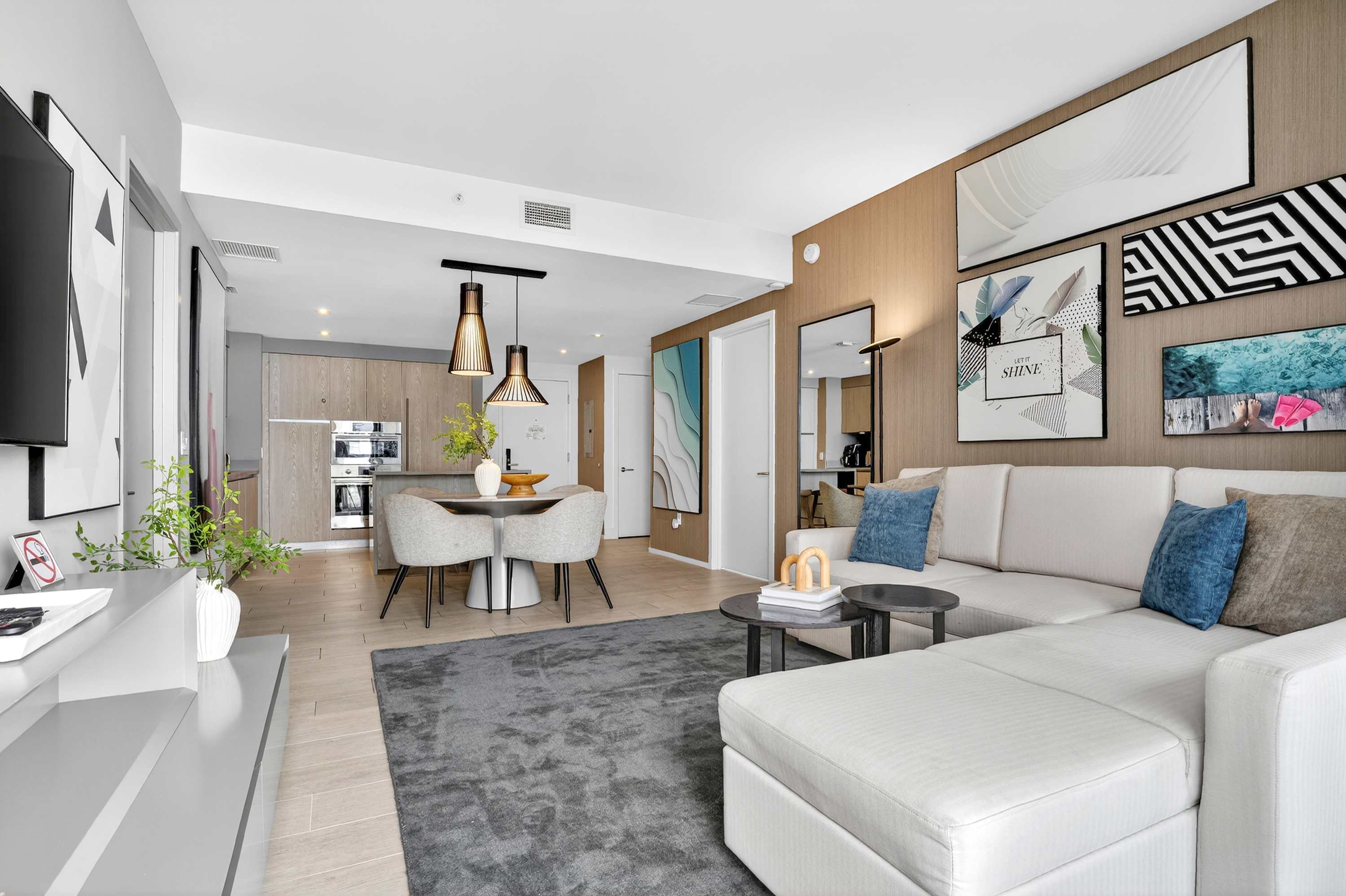 Marina Blue | Hollywood | Oceanfront with Shared Amenities photo 2