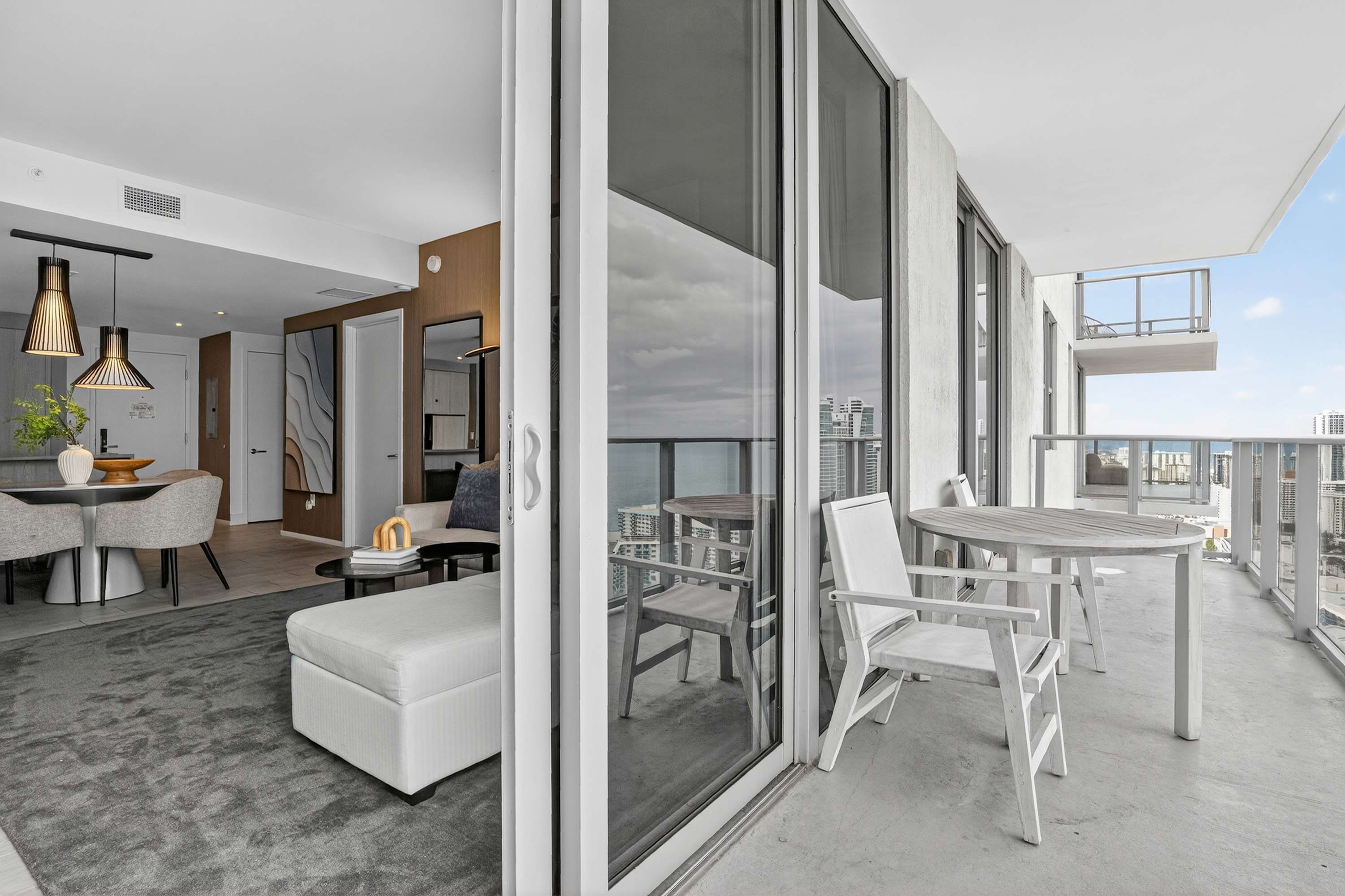 Marina Blue | Hollywood | Oceanfront with Shared Amenities photo 58