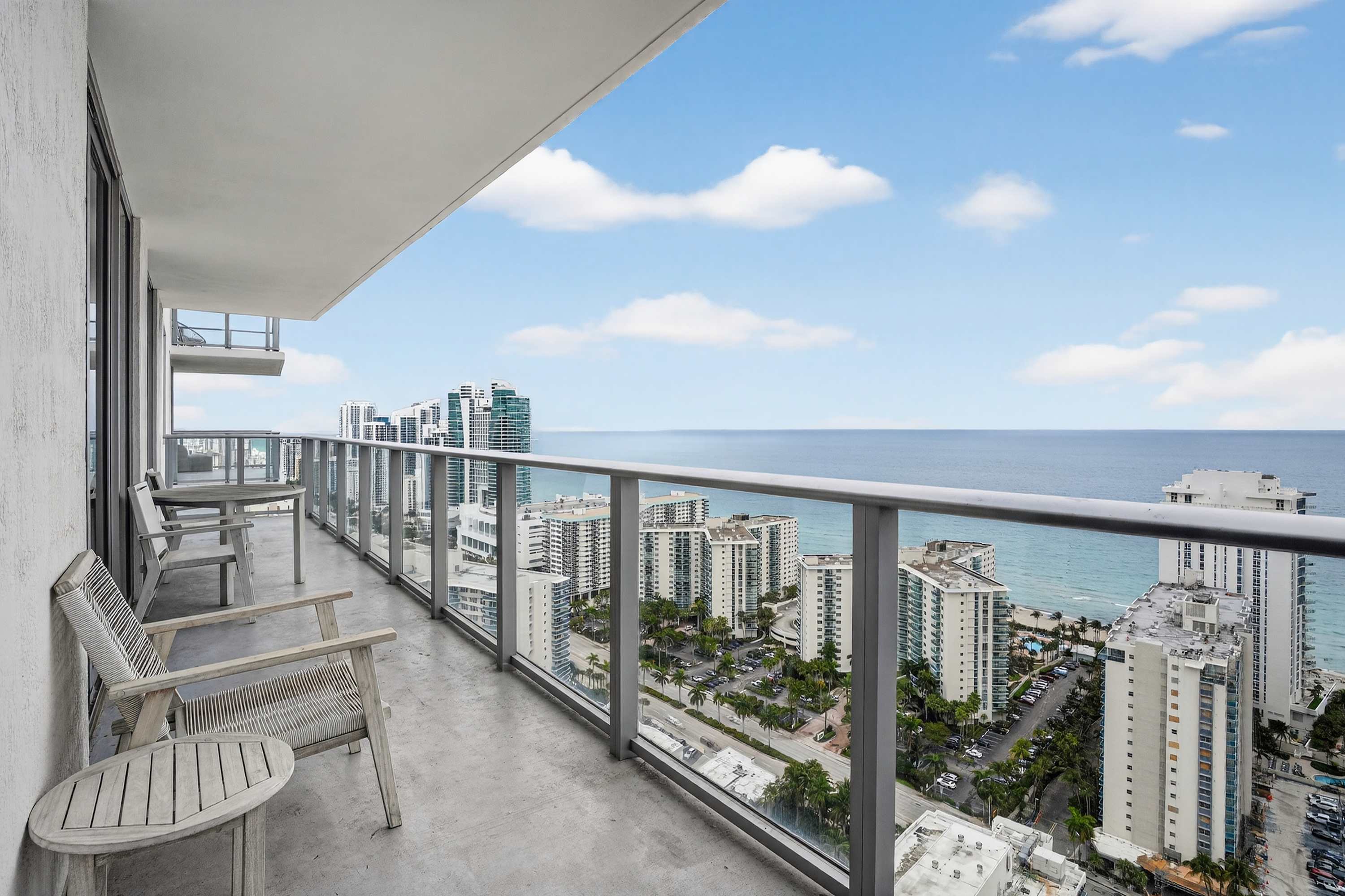 Marina Blue | Hollywood | Oceanfront with Shared Amenities photo 59