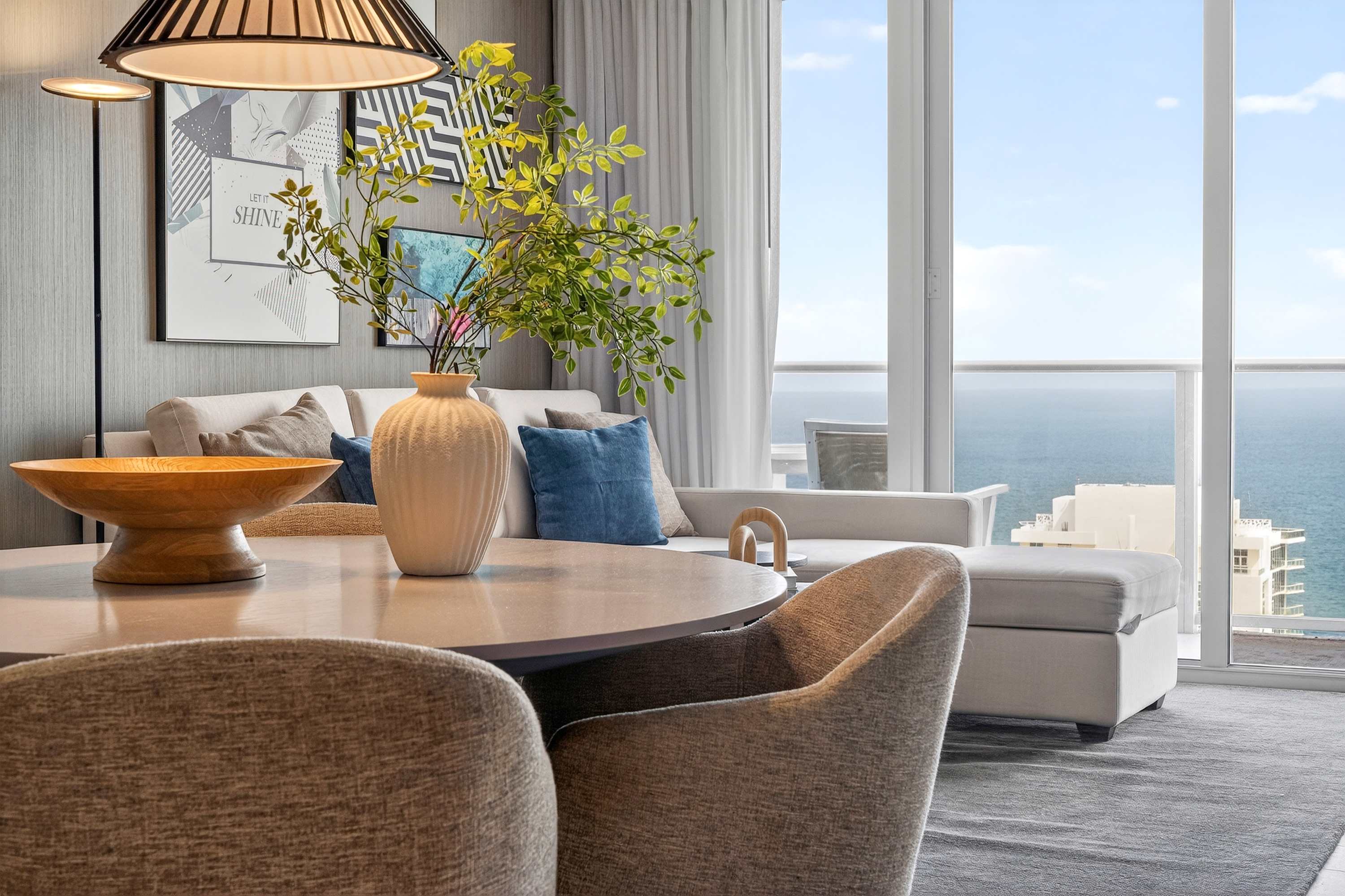 Marina Blue | Hollywood | Oceanfront with Shared Amenities photo 6