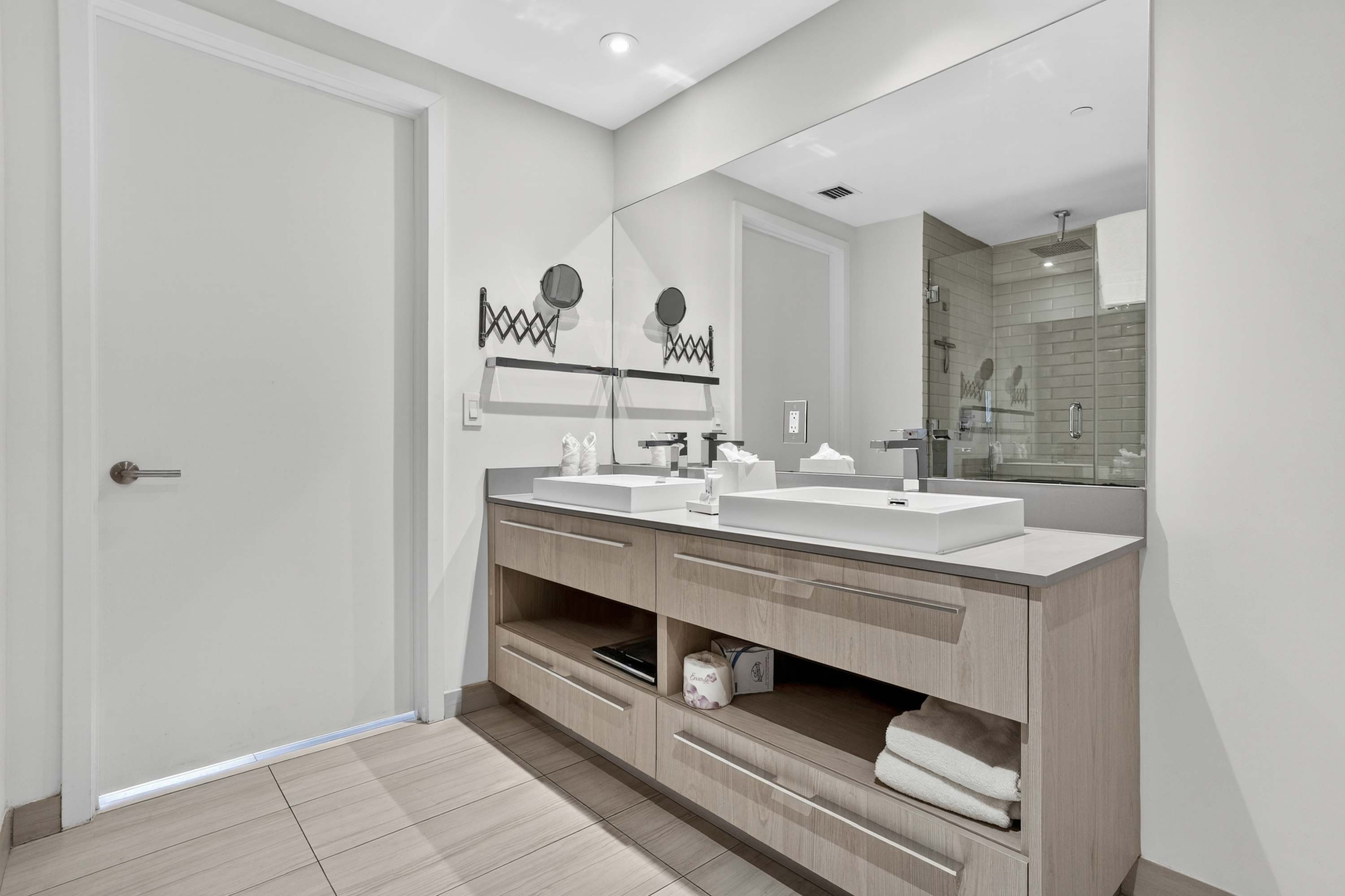 Marina Blue | Hollywood | Oceanfront with Shared Amenities photo 49