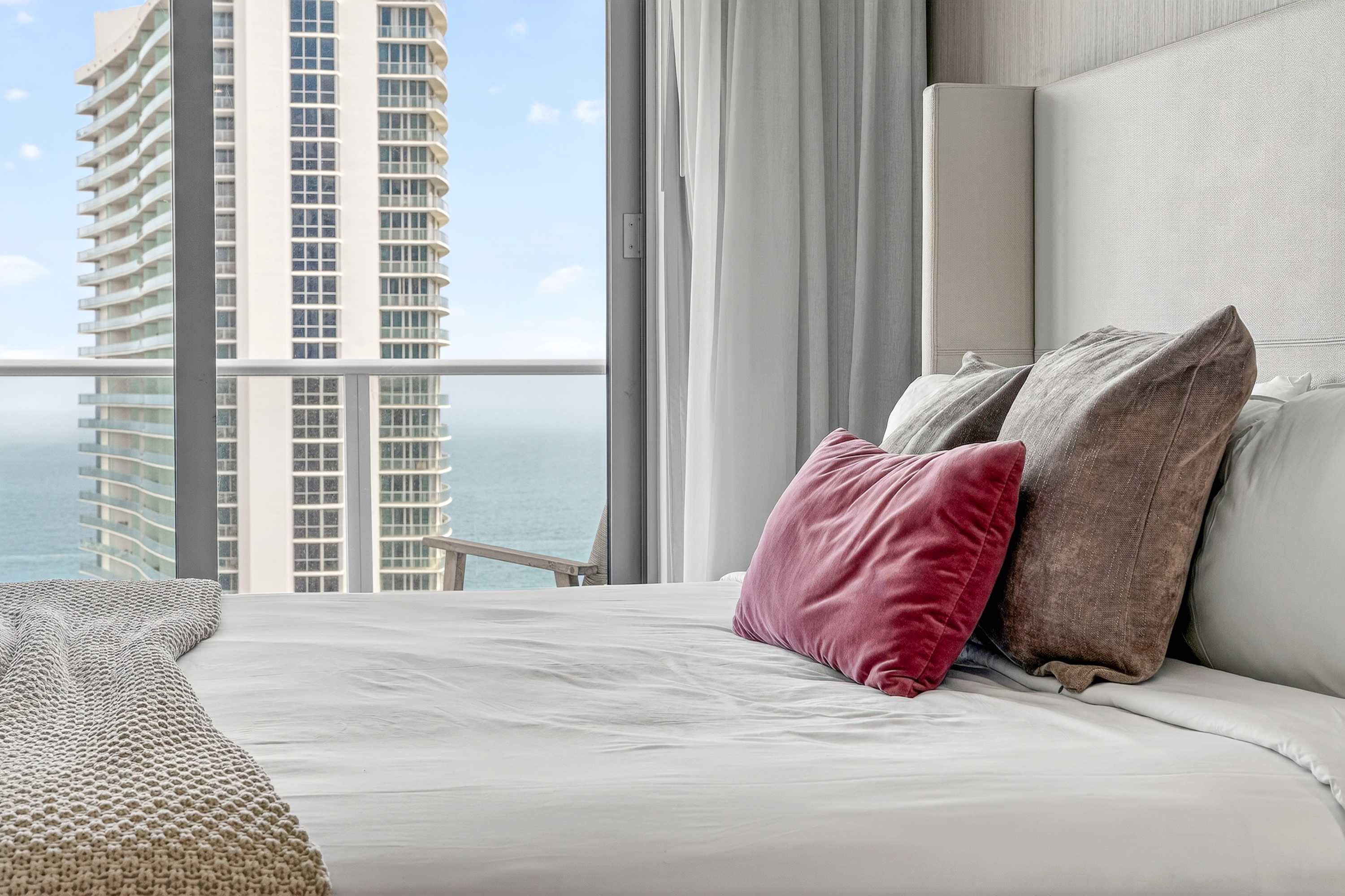 Marina Blue | Hollywood | Oceanfront with Shared Amenities photo 35