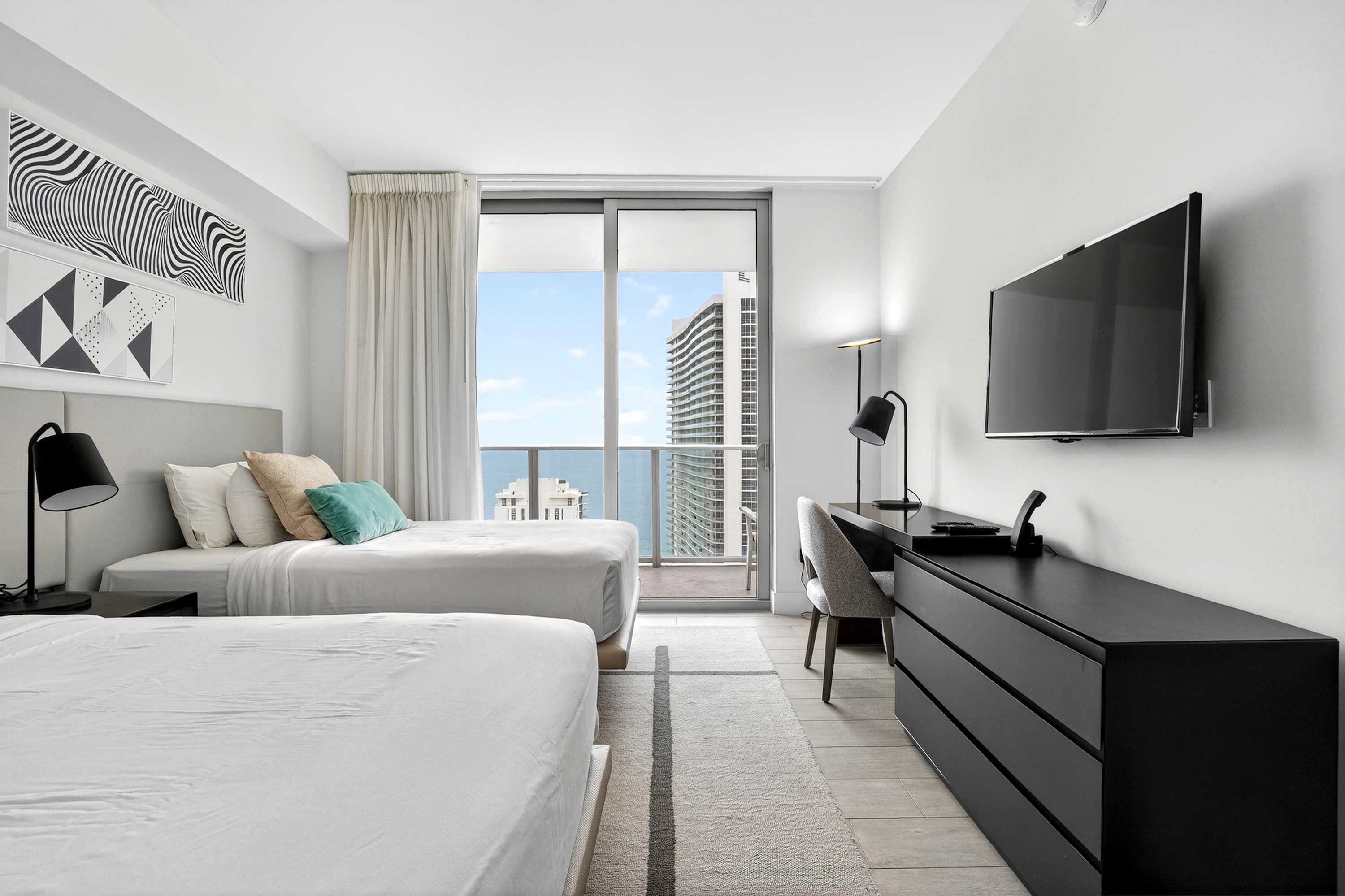 Marina Blue | Hollywood | Oceanfront with Shared Amenities photo 41