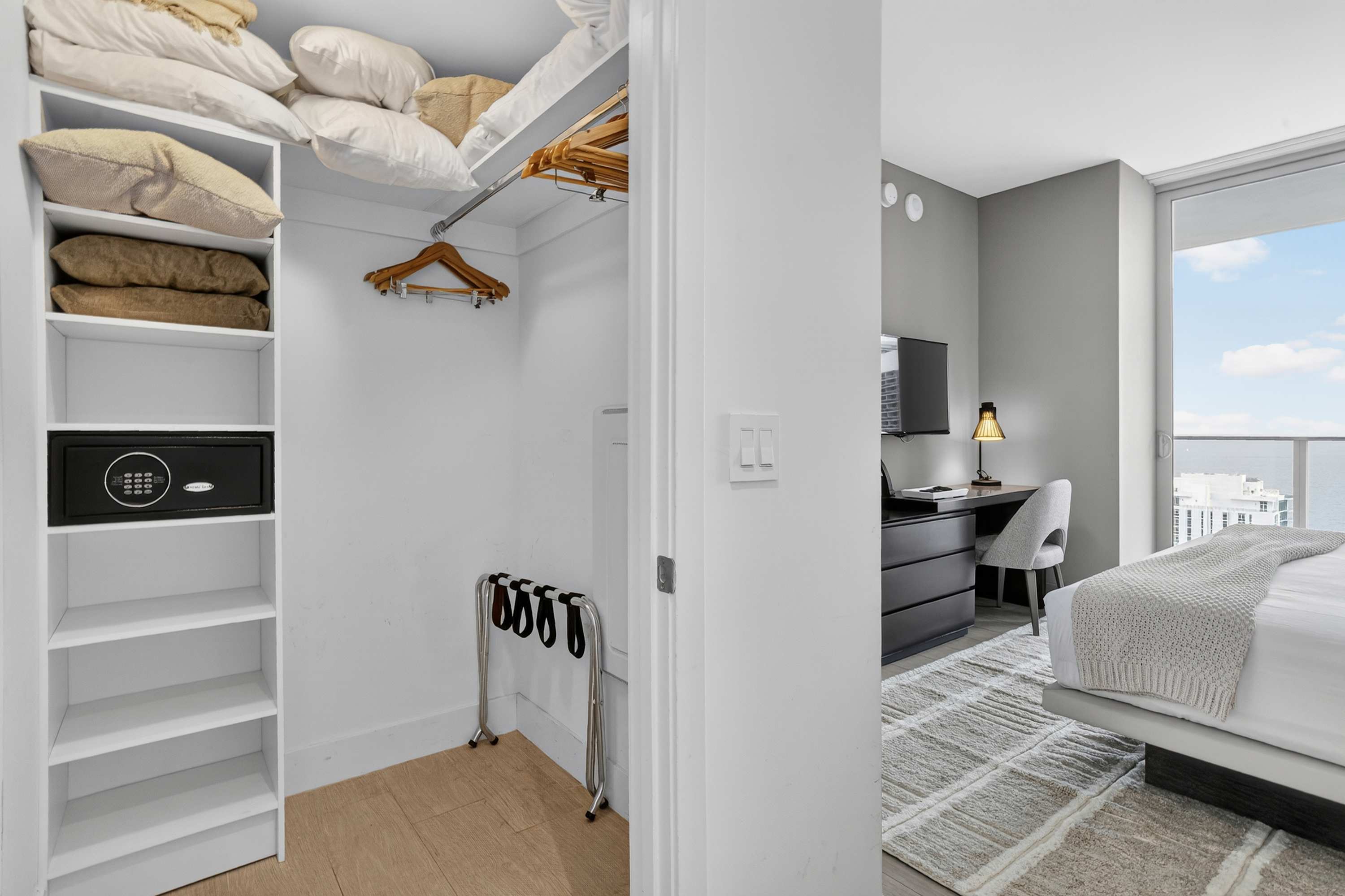 Marina Blue | Hollywood | Oceanfront with Shared Amenities photo 48