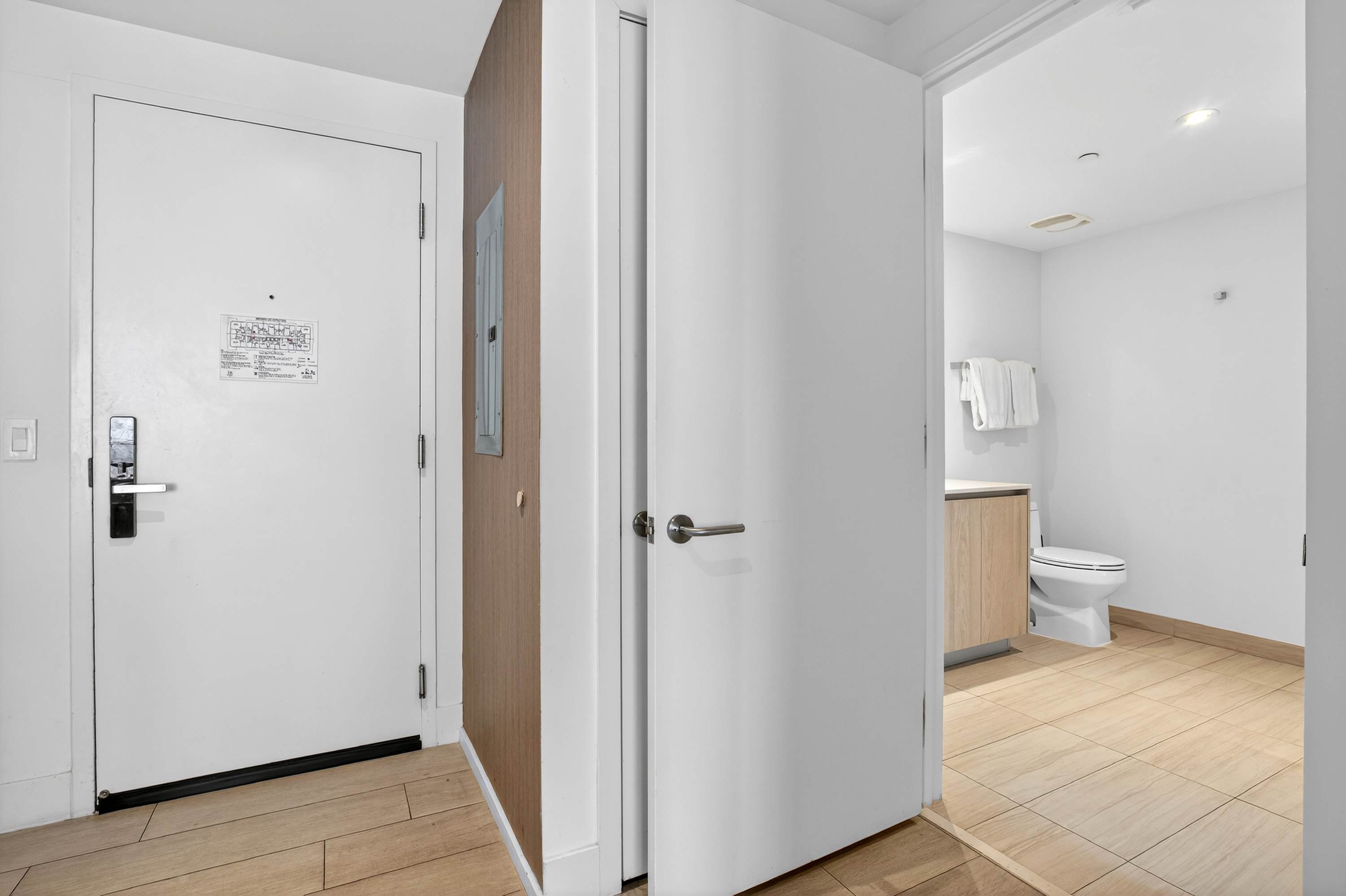 Marina Blue | Hollywood | Oceanfront with Shared Amenities photo 57