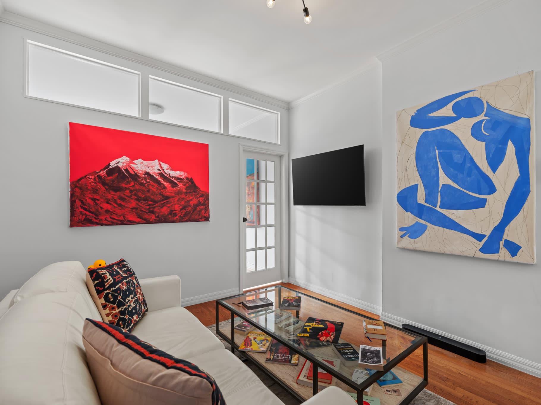 Perry Suite | West Village | Charming Village Condo photo 7