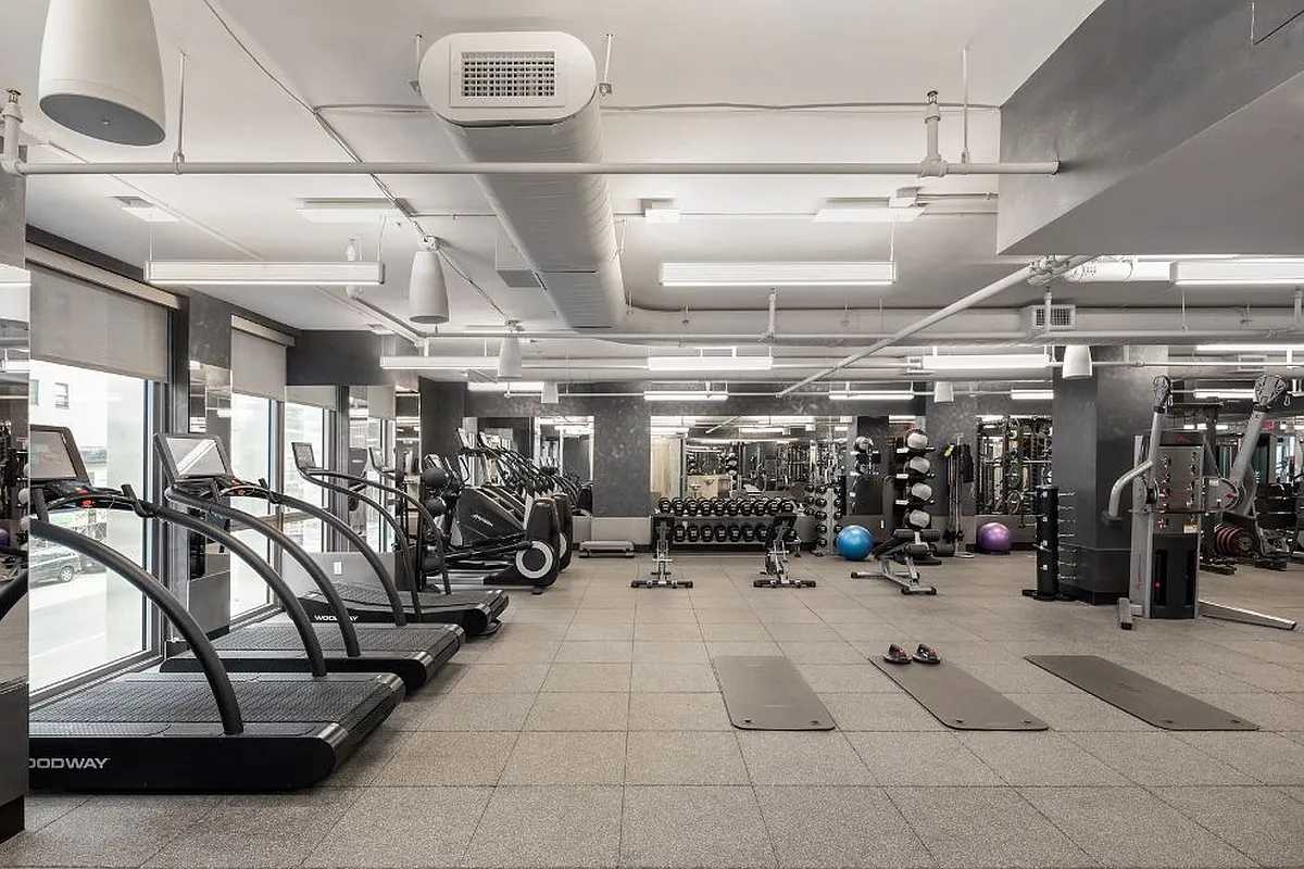 Yorkville Manor | Yorkville | Designer Condo with Shared Amenities photo 30