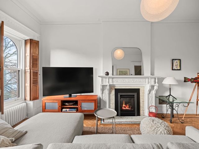 Image of Living space #7