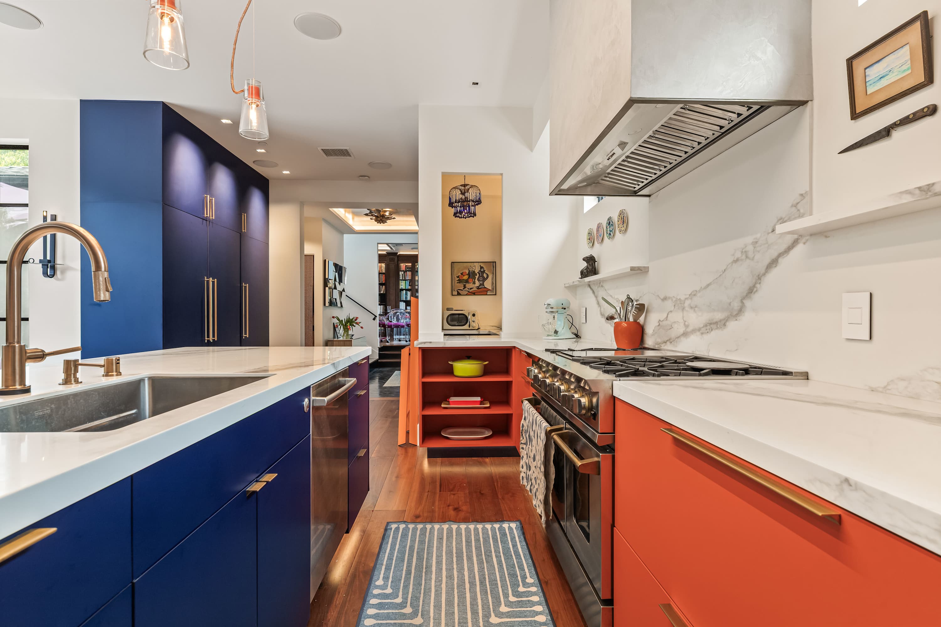 Sunset Atelier | Santa Monica | Designer Home w/ Patio & Gym photo 19