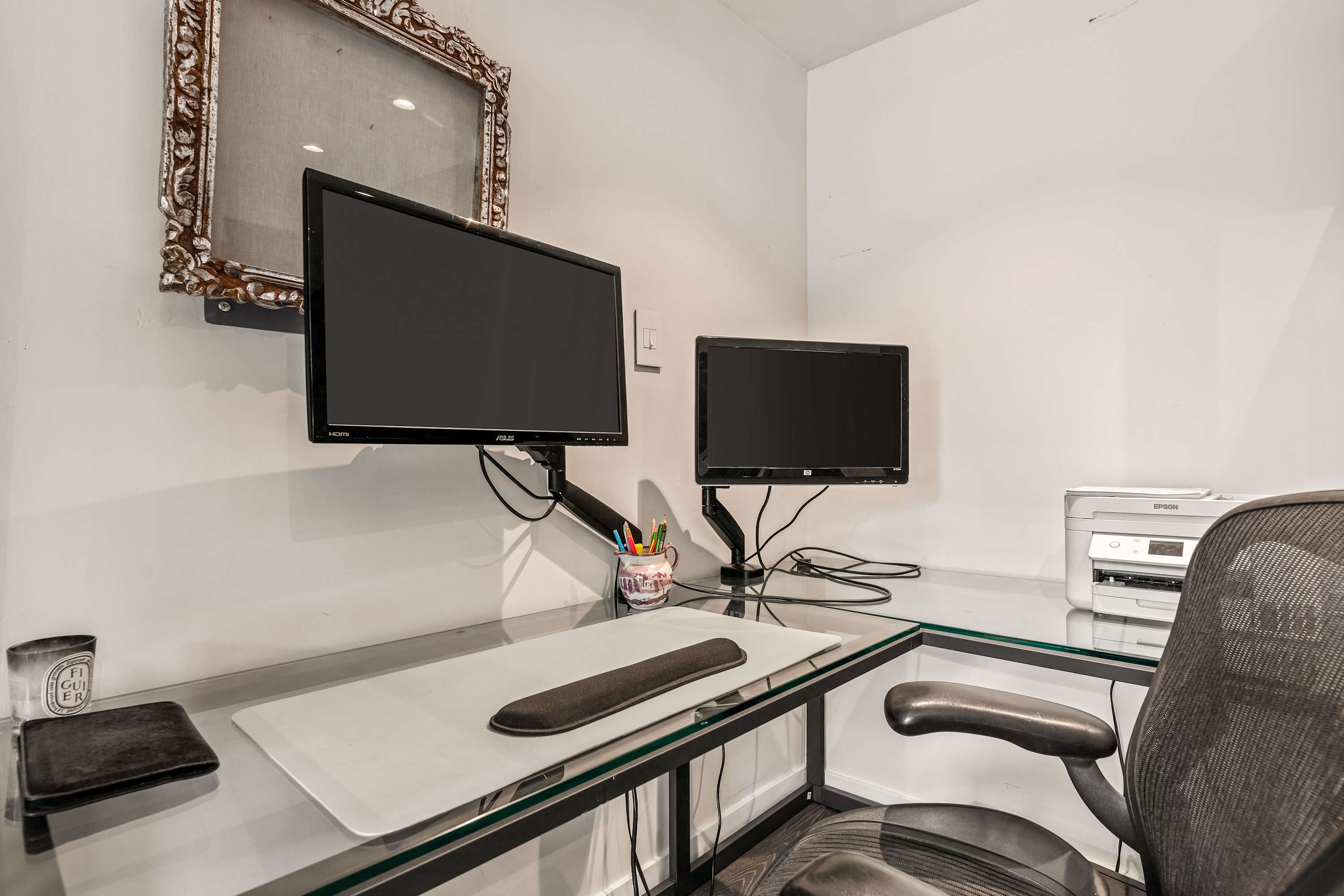 Sunset Atelier | Santa Monica | Designer Home w/ Patio & Gym photo 6