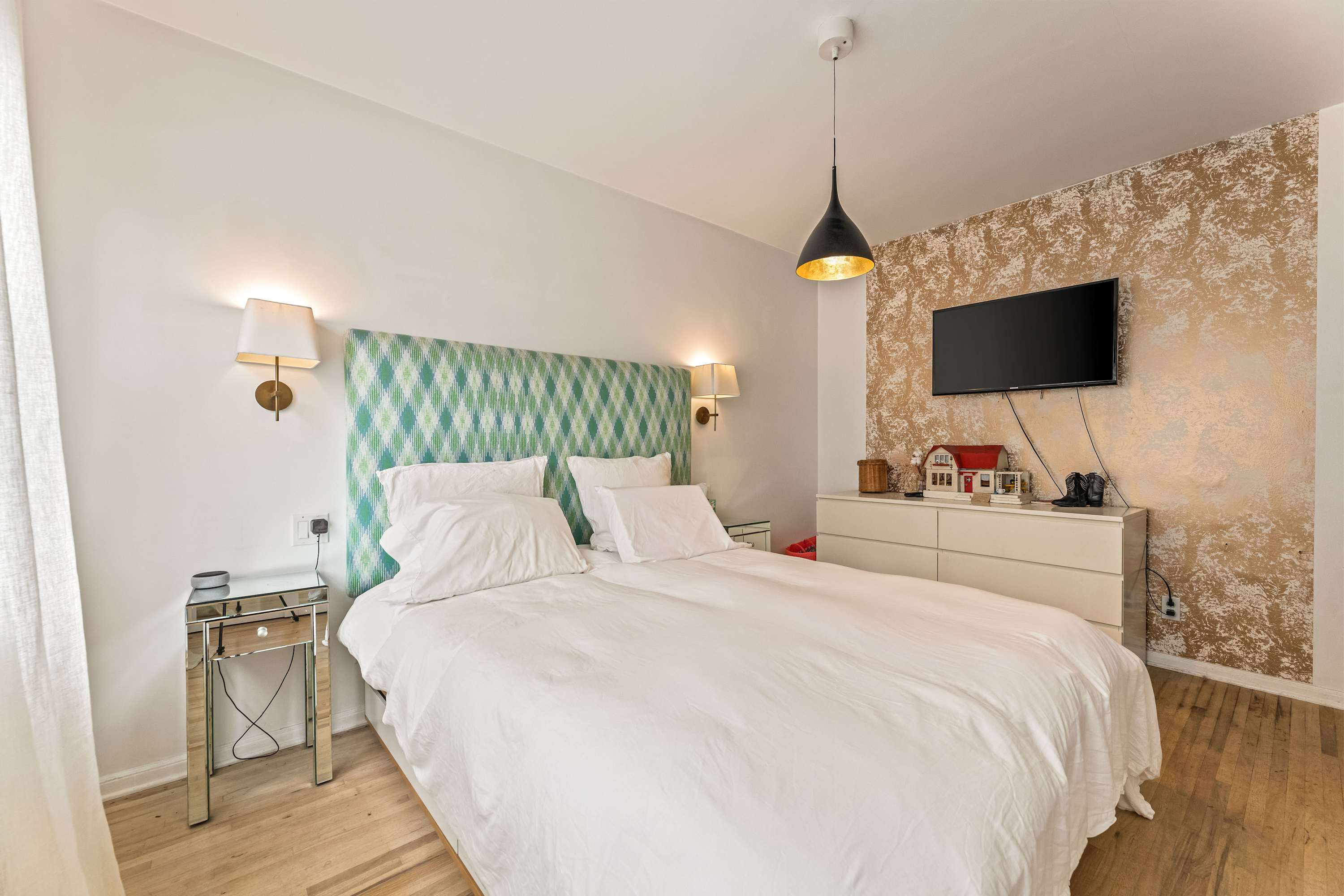 Sunset Atelier | Santa Monica | Designer Home w/ Patio & Gym photo 44