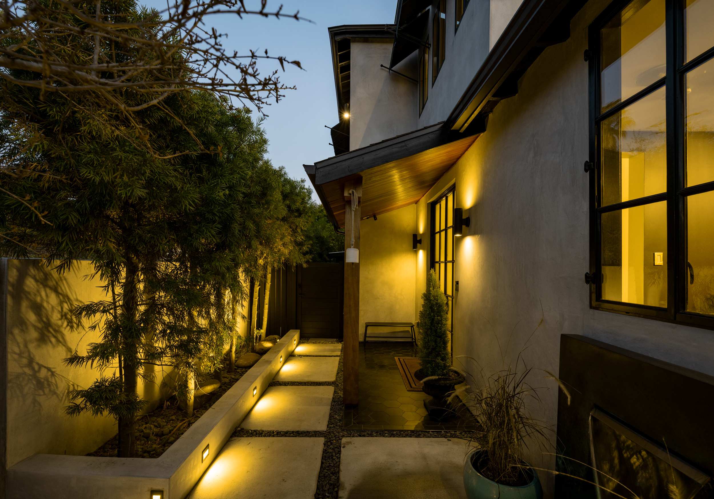 Sunset Atelier | Santa Monica | Designer Home w/ Patio & Gym photo 58