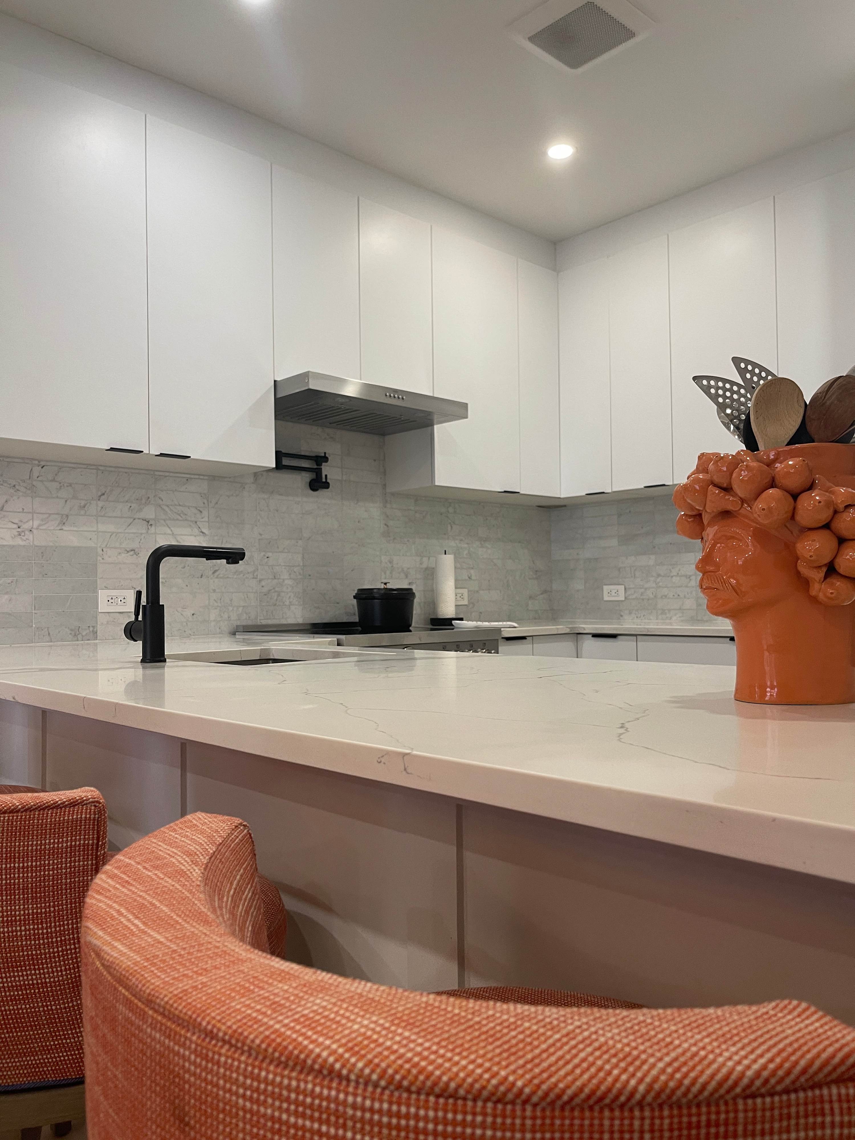 Ashford Place | Cobble Hill | Luxe Condo w/ Private Garden & City Views photo 9