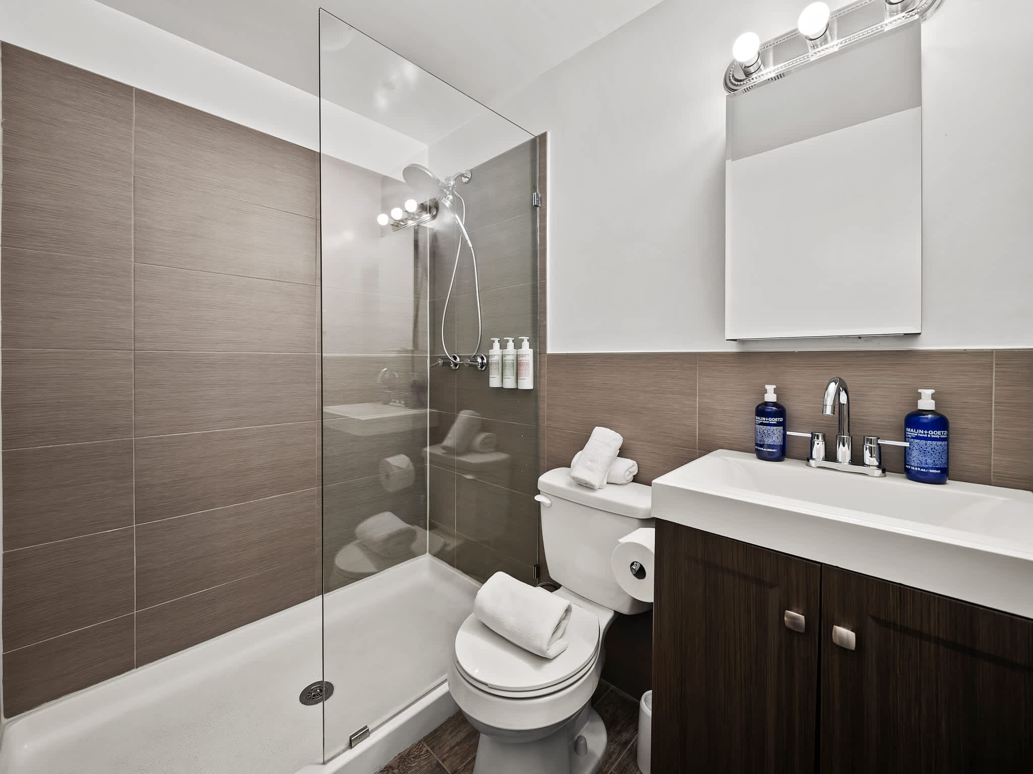 The Langston | Harlem | Luxe Triplex with Garden and Patio photo 54