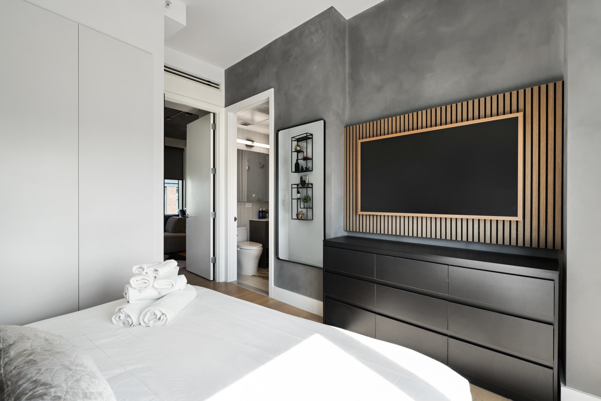 The Nest | Williamsburg | Luxe Penthouse w/ Private Roof Deck & City Views photo 18