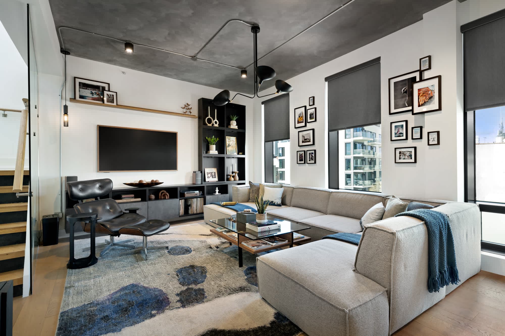 The Nest | Williamsburg | Luxe Penthouse w/ Private Roof Deck & City Views photo 8