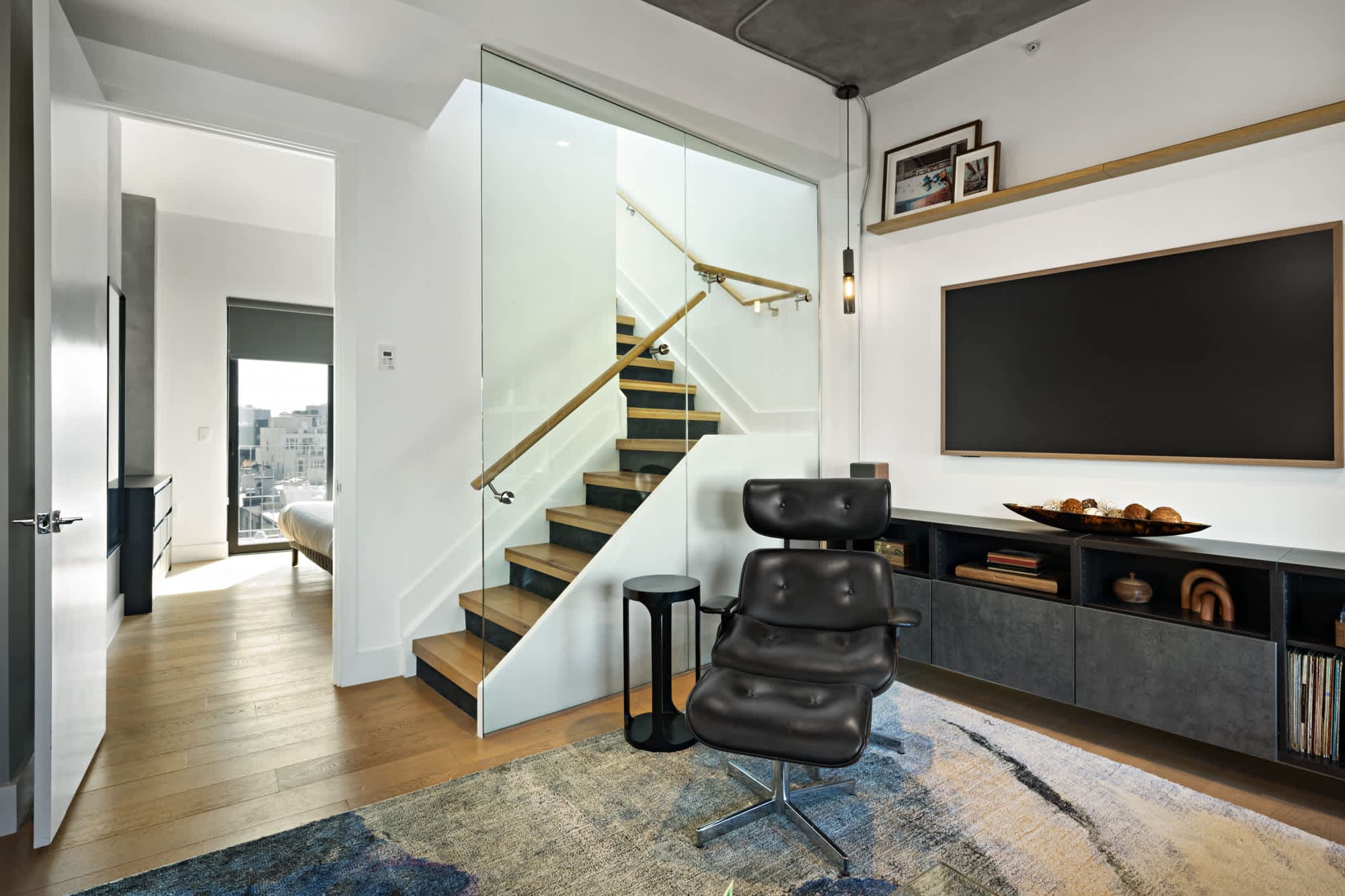 The Nest | Williamsburg | Luxe Penthouse w/ Private Roof Deck & City Views photo 11