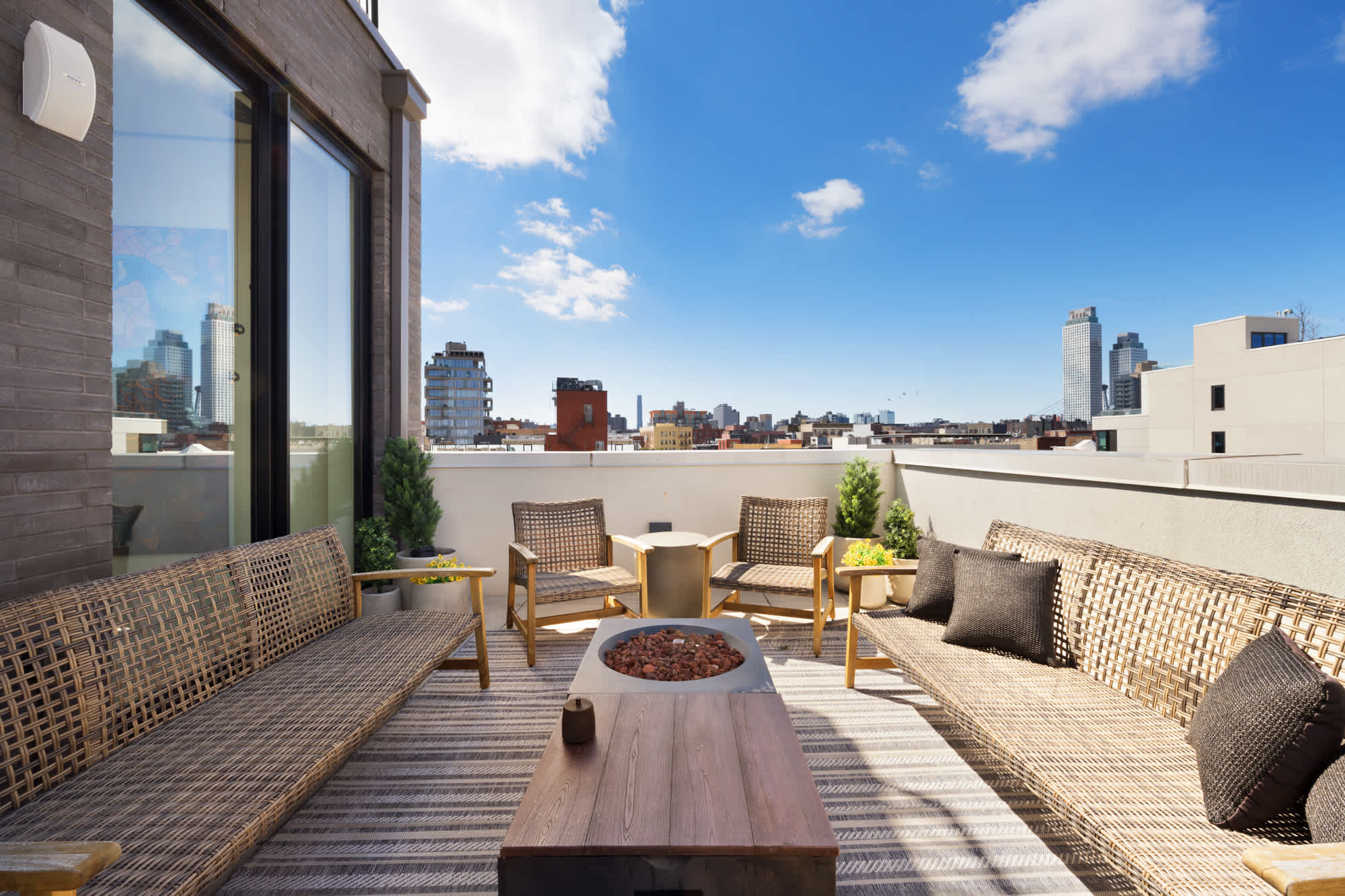 The Nest | Williamsburg | Luxe Penthouse w/ Private Roof Deck & City Views photo 35